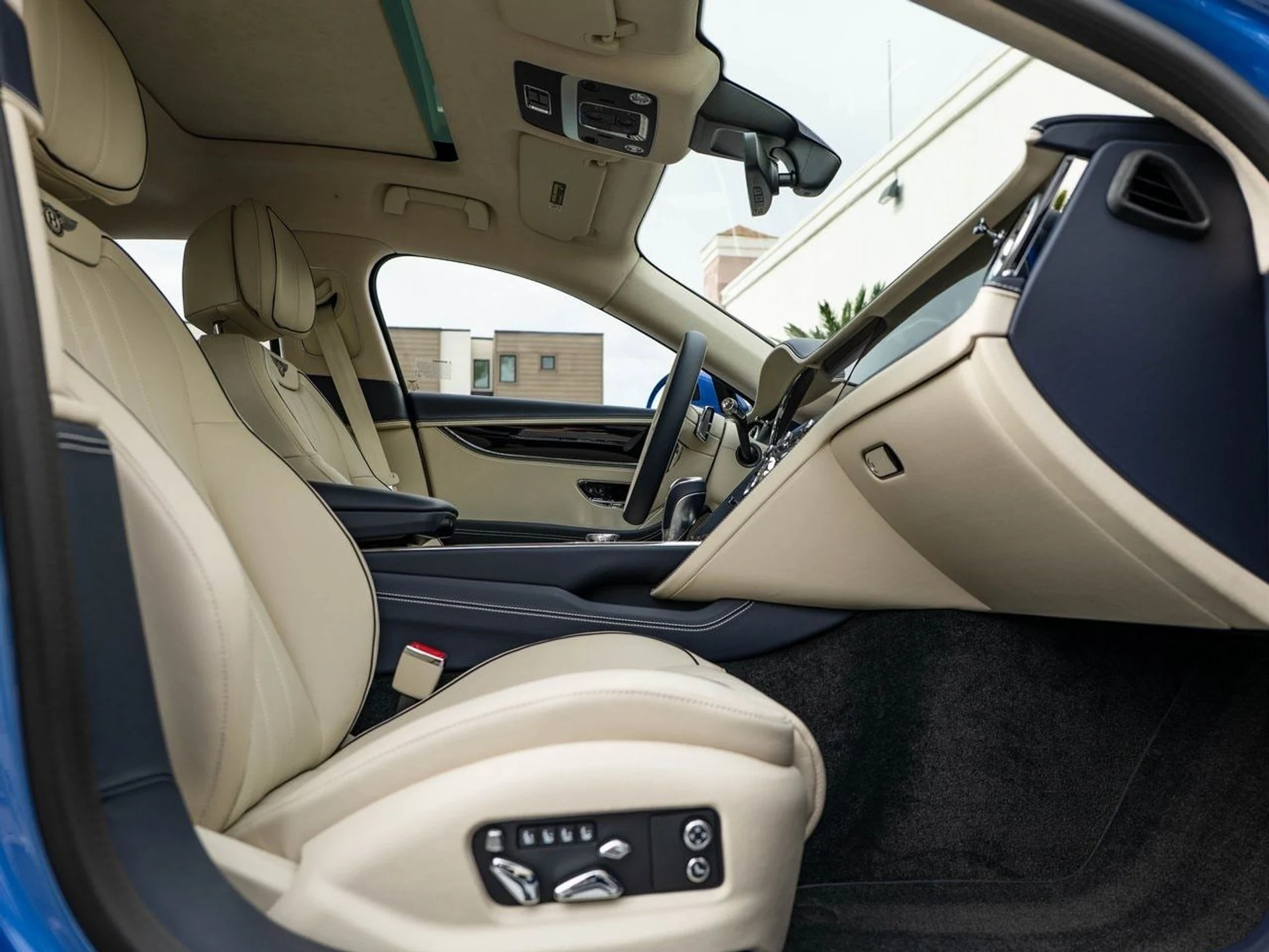 mph025_1846786744_162321b874a9a7d52fc6689c7e65b53fx_762ec2a895