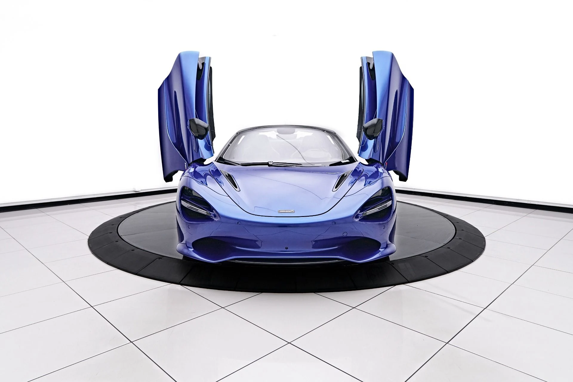 mph025_1859215158_Used_2024_Mc_Laren_750_S_1750817086_a630af589c