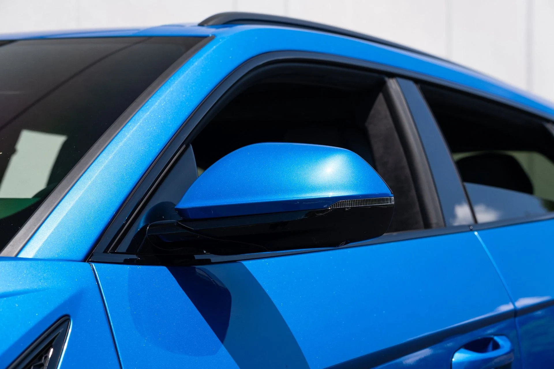 mph025_1866061525_Used_2019_Lamborghini_Urus_1781242066_ca2ddaaa9a