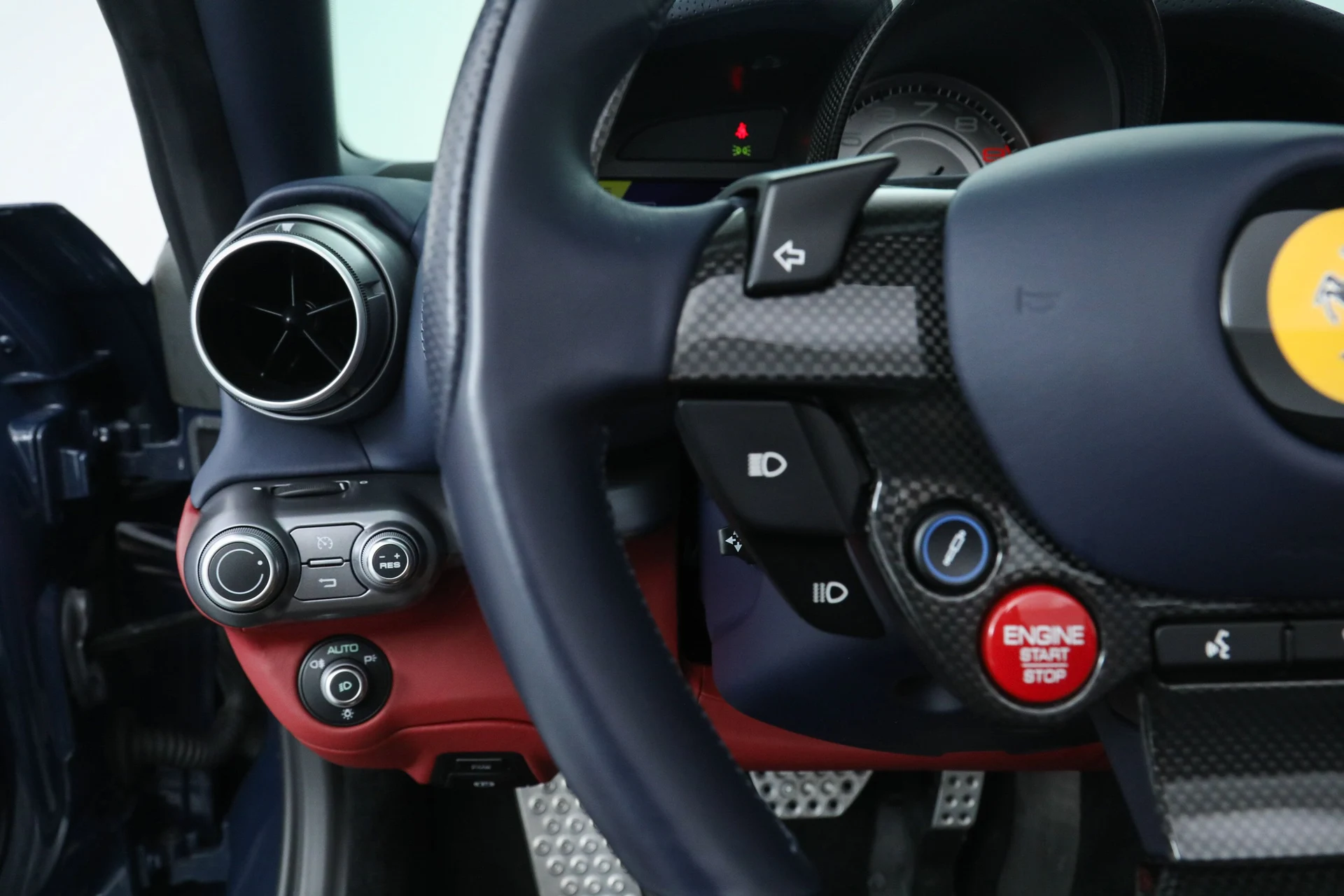 mph025_18670062_c78e212e9128e2352820158420c78cb2_71cec228c8