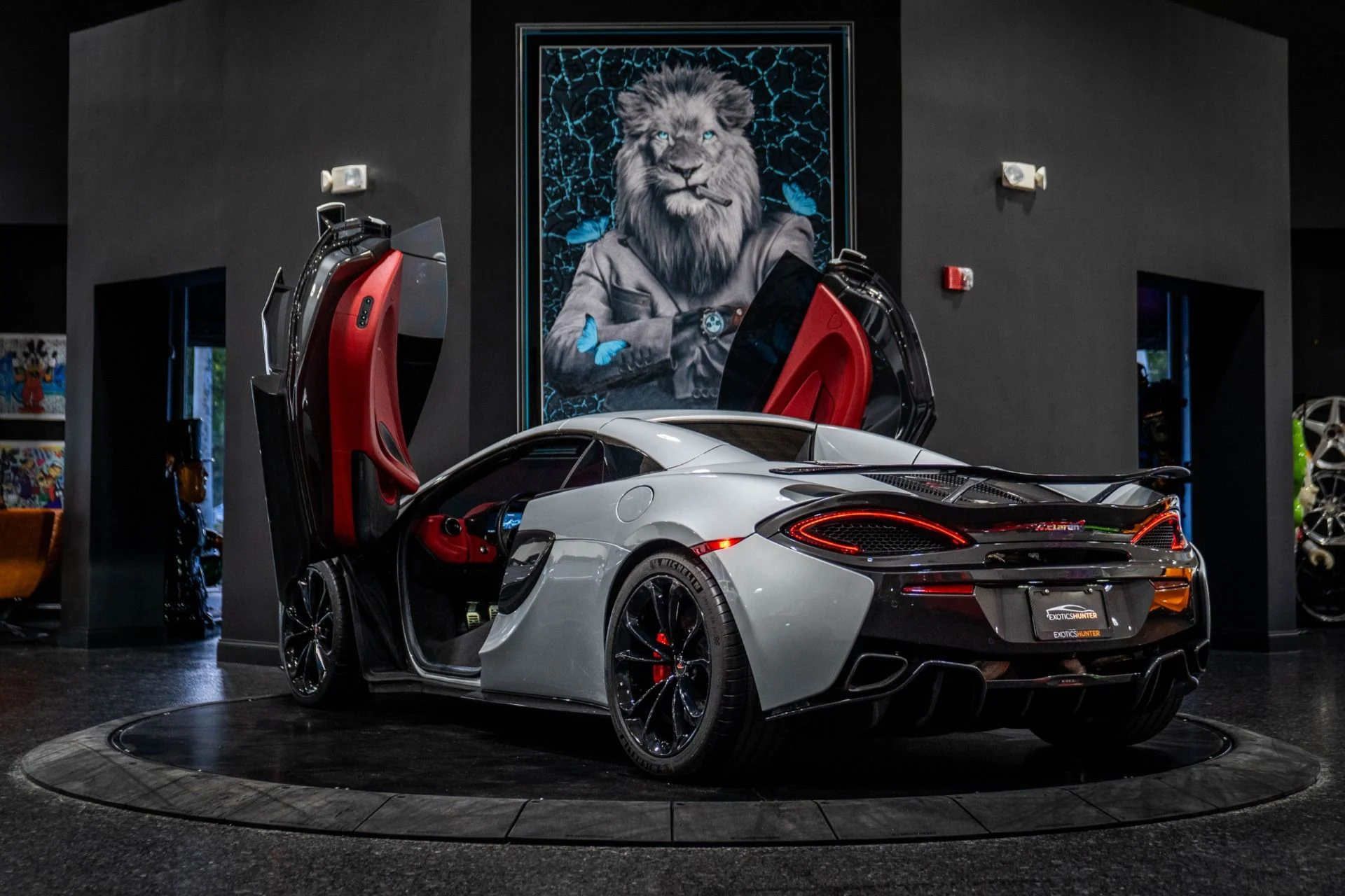 mph025_1873615504_Used_2018_Mc_Laren_570_S_Spider_Loaded_Spec_Larini_exhaust_1765511070_9fb64aa176