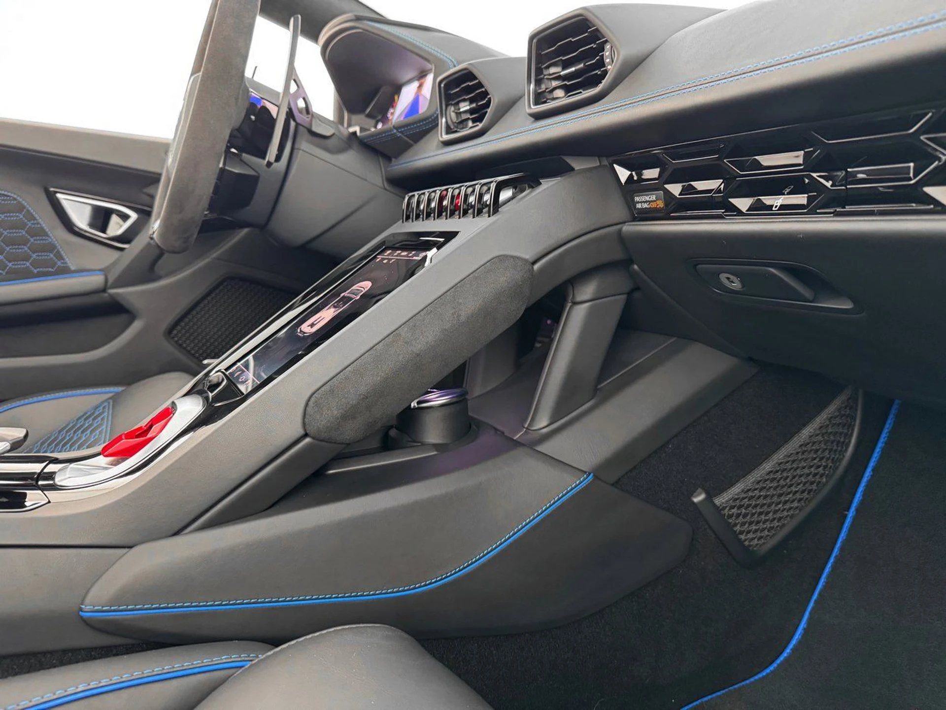 mph025_1880922437_d5707b78e3a3b225eb67236f90150ab1x_5273df7c22