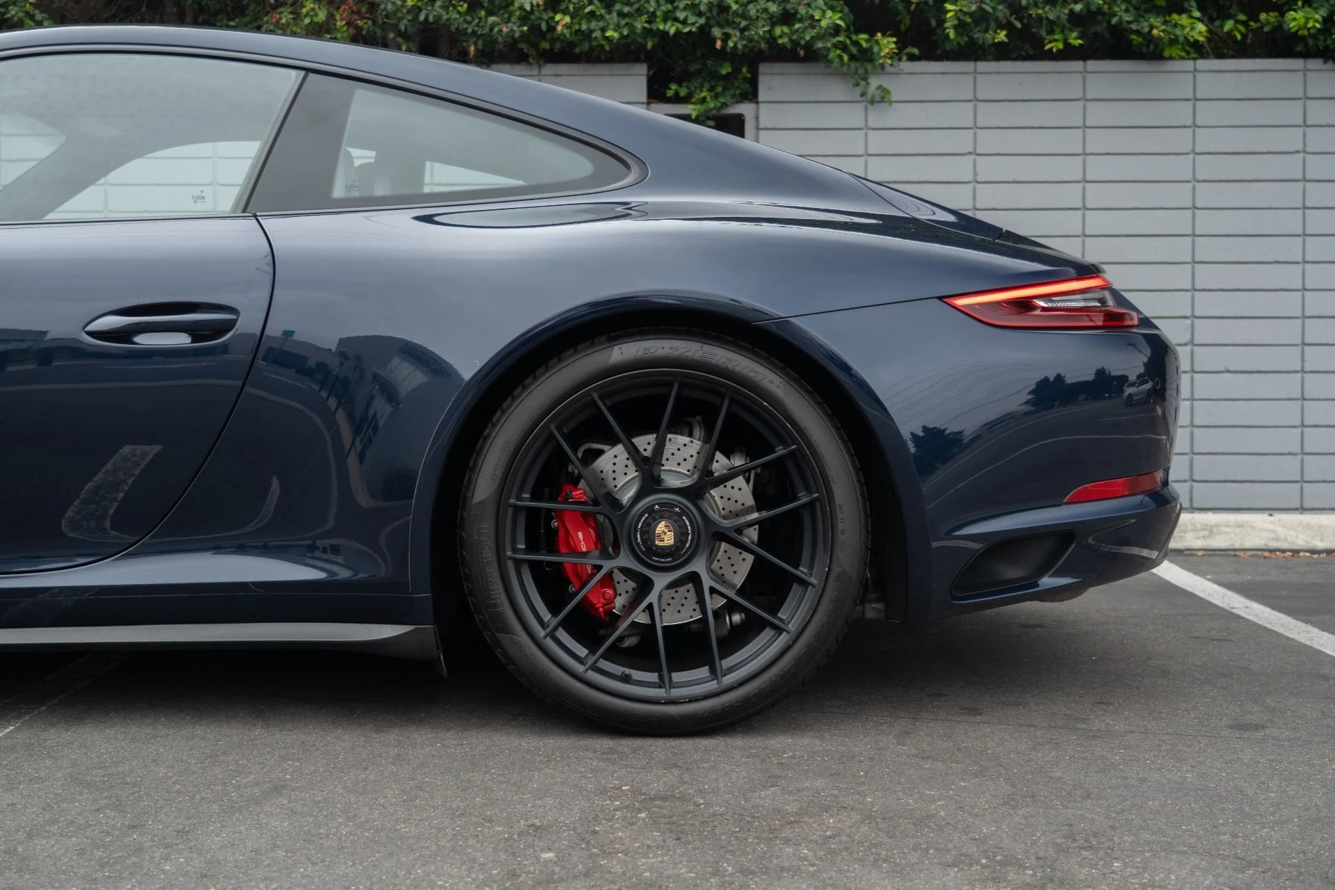mph025_1883960315_Used_2017_Porsche_911_Carrera_GTS_1757460668_9b759b2928