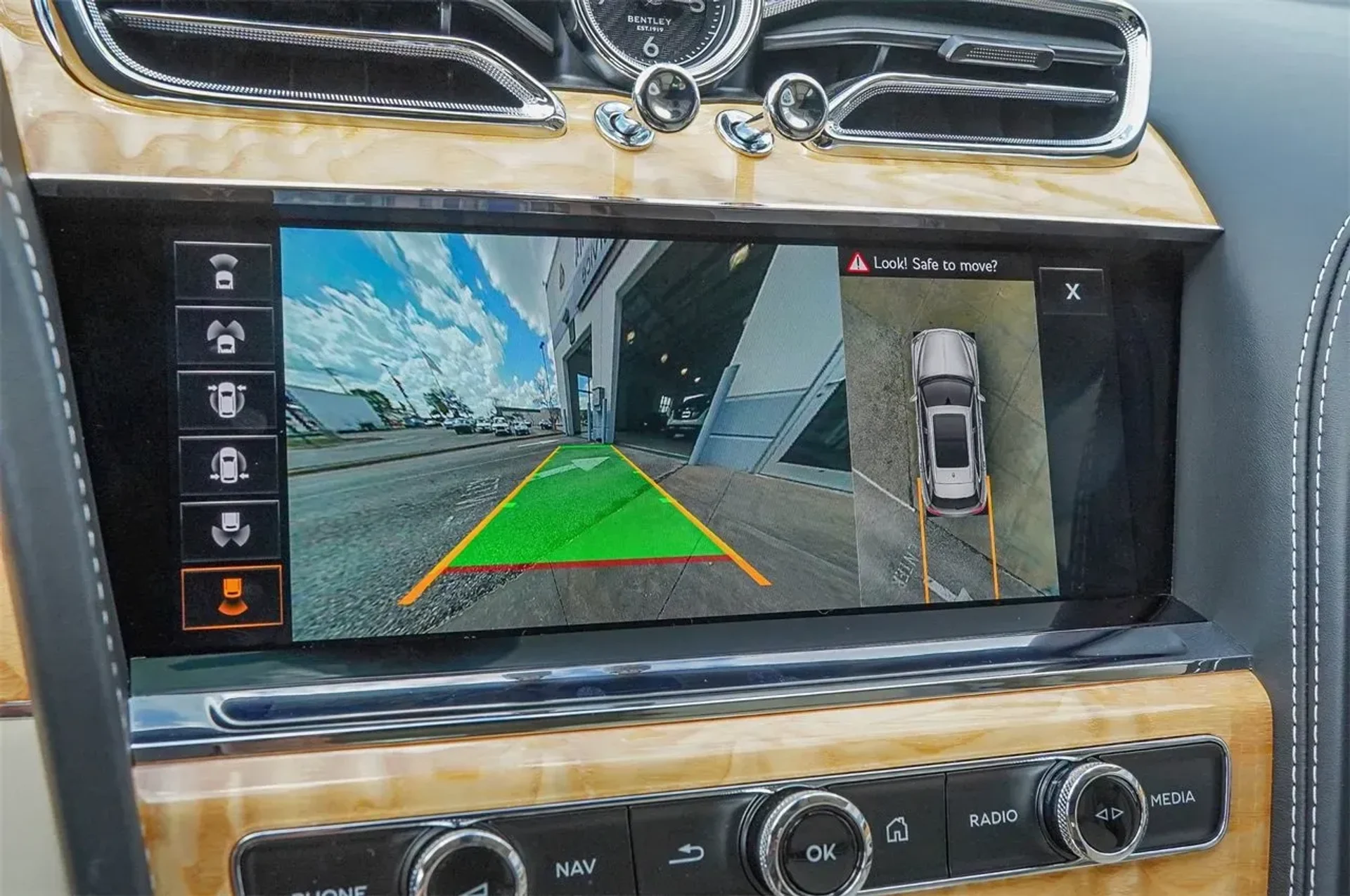 mph025_1888883048_e9d6ff73de9a4567a68c4f70644fb07a_69a48dd700