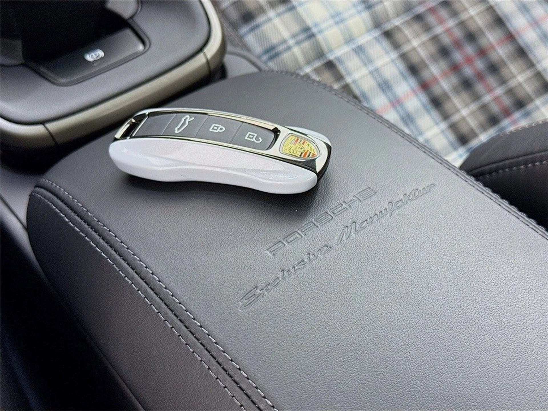 mph025_1891352832_70a8764437a175af25553c879e25dc66x_99387b349f