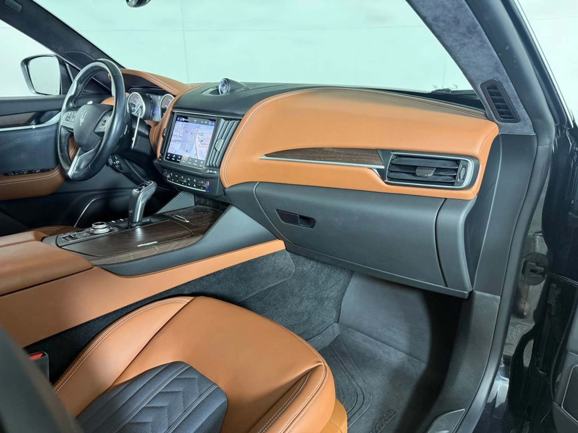 mph025_1891799691_64c053a060bc497680dac6806ece884a_7456107e94