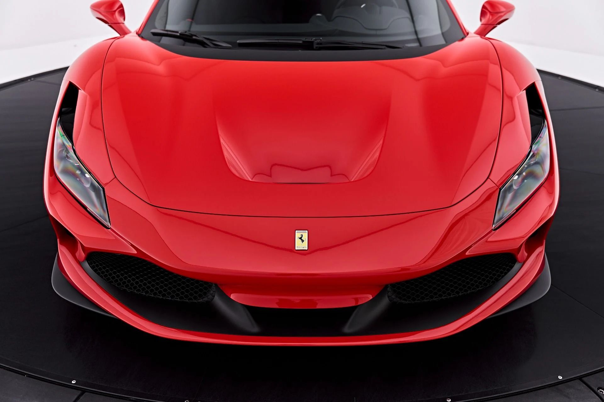 mph025_1891922416_Used_2020_Ferrari_F8_Tributo_Base_1787788424_bc8a070049