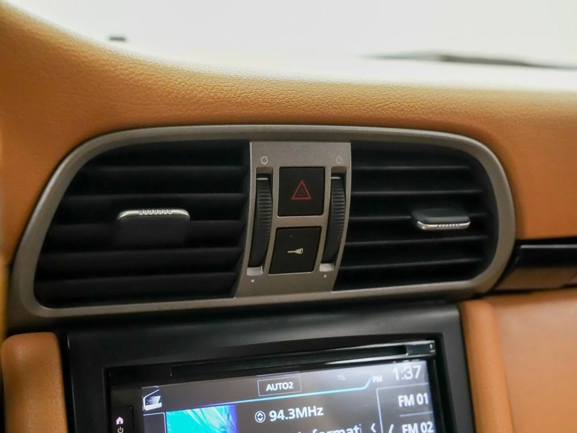 mph025_1892848729_4_ZG_N_Hb_Tp3_HB_1g5q_XX_3_T06_F984_86c419857d