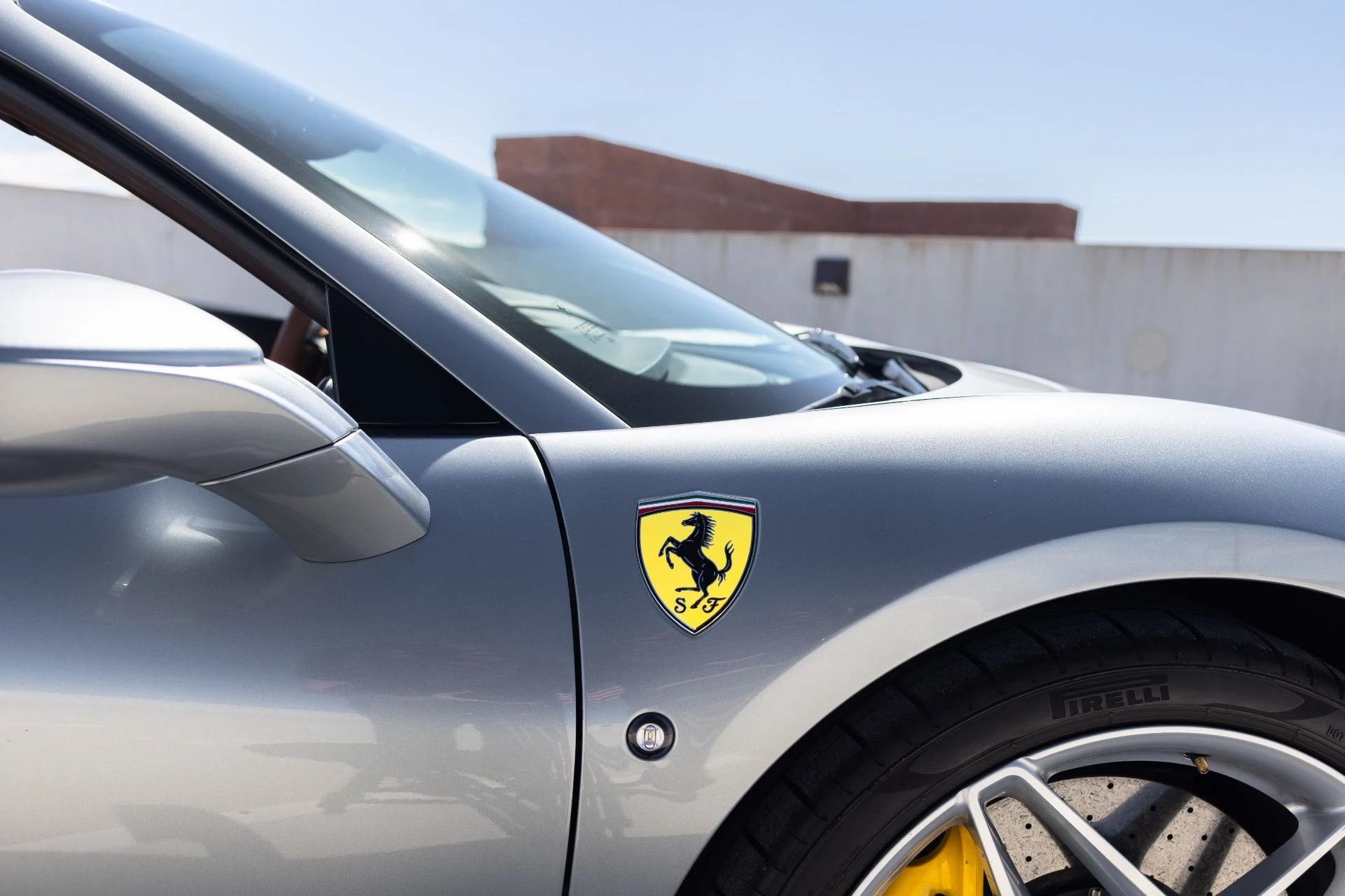 mph025_1898001661_Used_2021_Ferrari_F8_Spider_1791592255_1d8e69d142