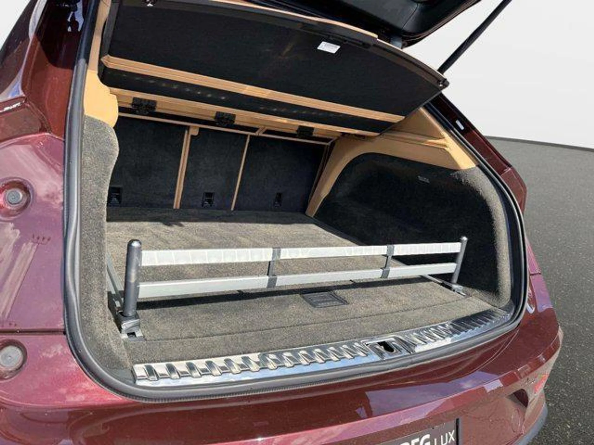 mph025_1902944949_s4v6_X_Mzm_Lwqqy_Dxvon_B2_A4fju_E_314d73ebea