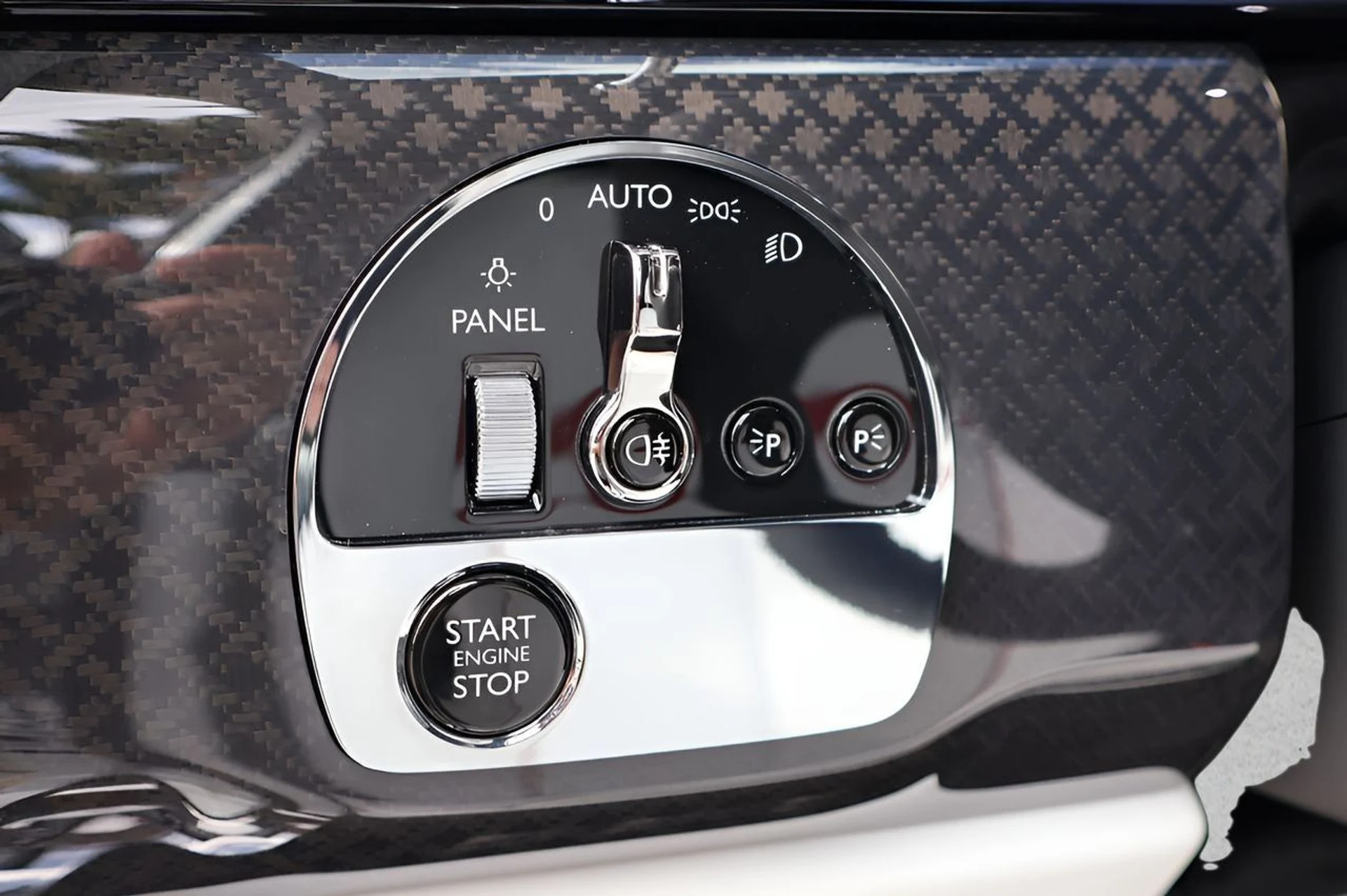 mph025_190633371_26_acedb7d523