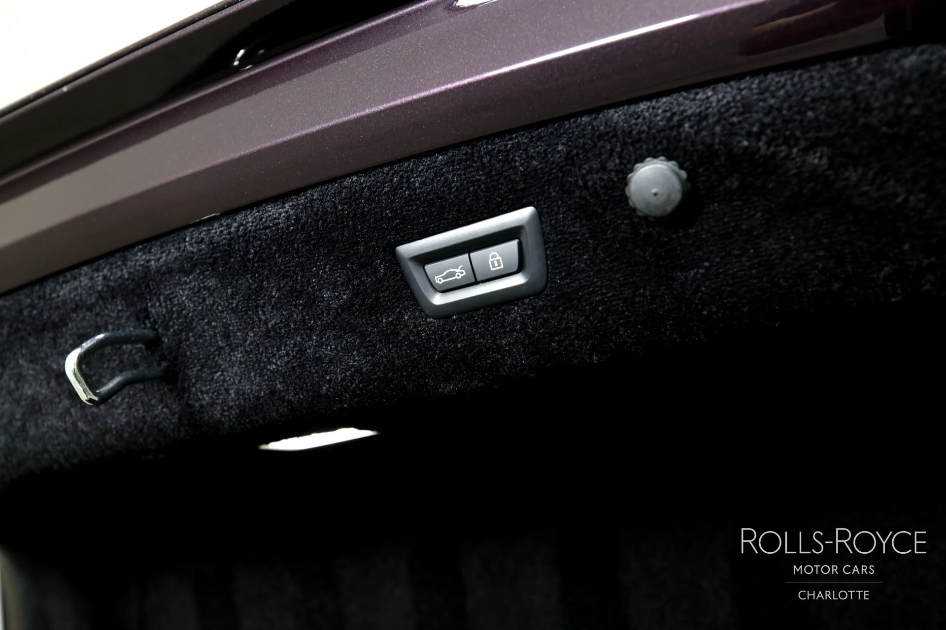 mph025_1906972413_Used_2024_Rolls_Royce_Ghost_1742826622_73d7f68085