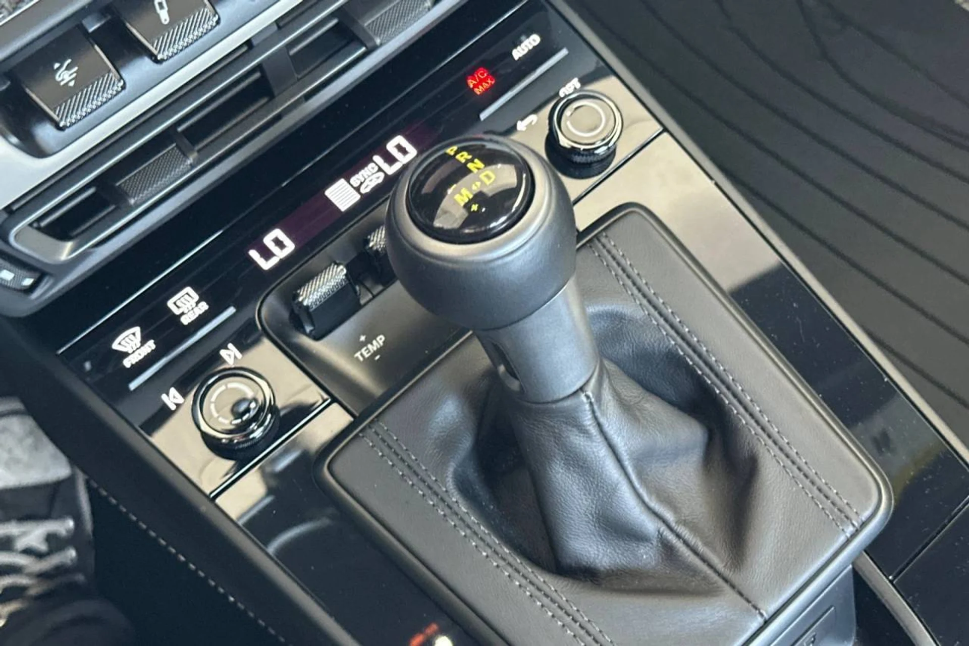 mph025_1913267257_1280_486e6ed601