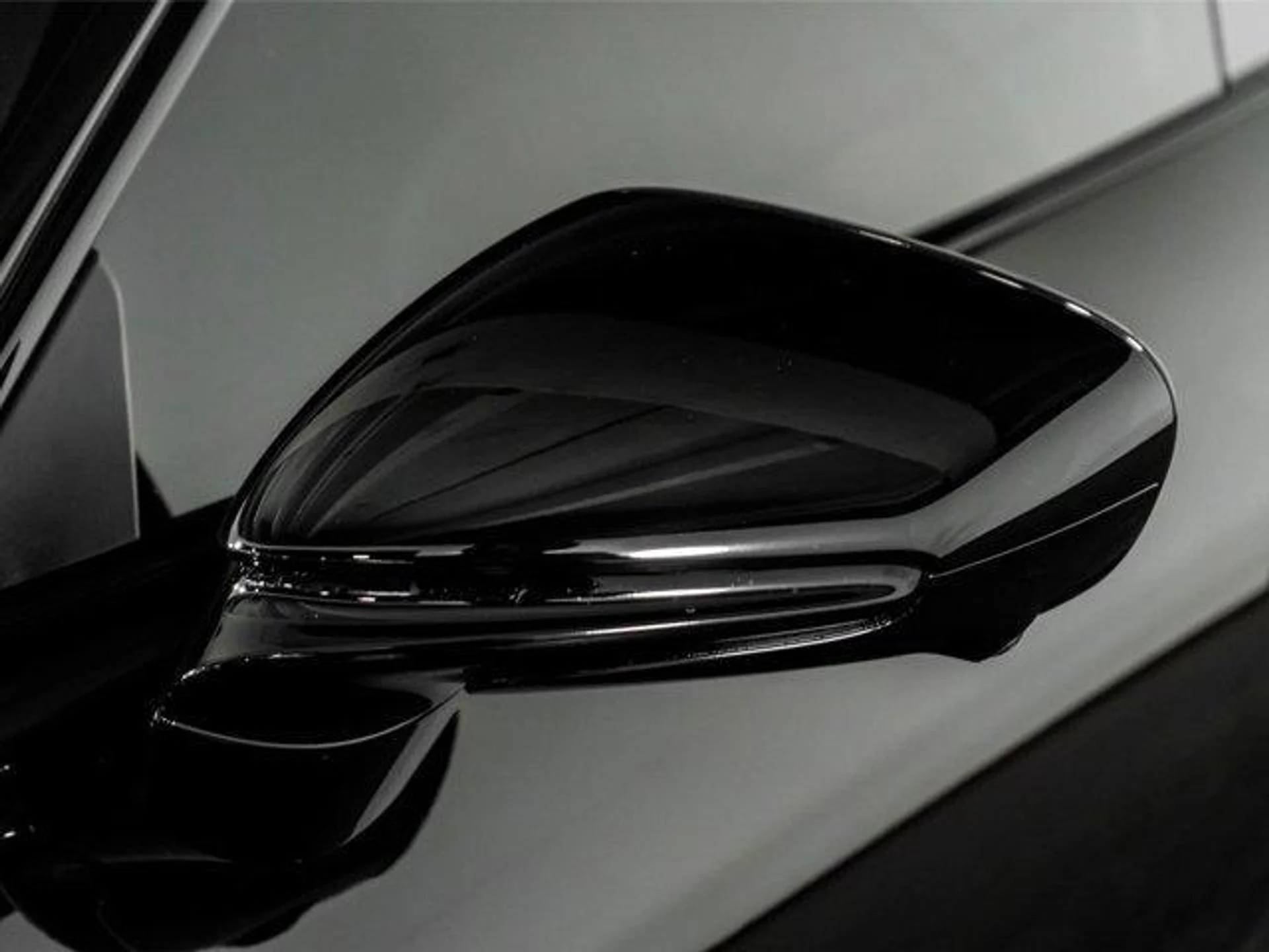 mph025_1917622739_hn_Vl_Vi_Z_Zc_V6gy73q_HWFY_Lp8_Vb_M0_50a5a77931