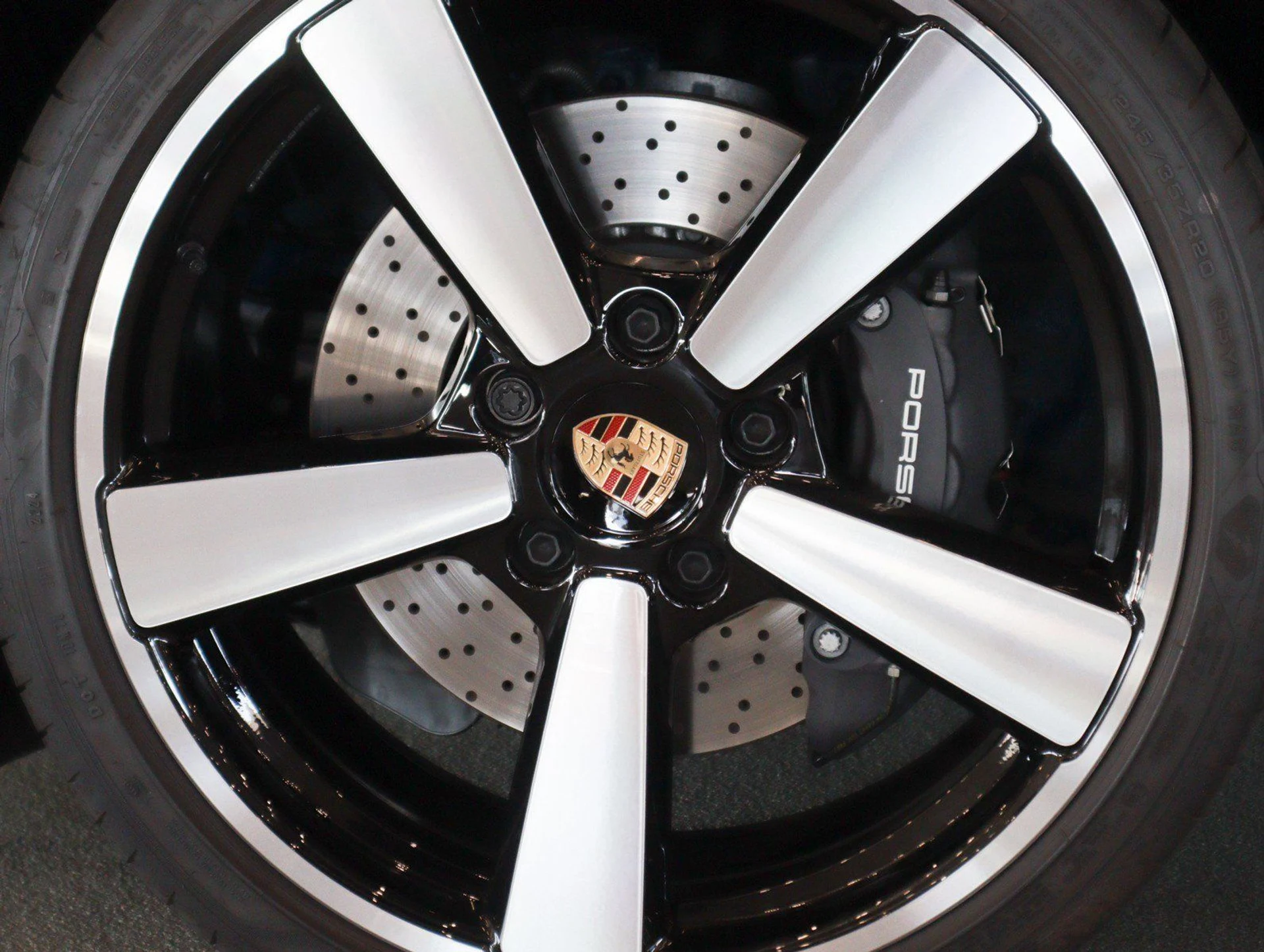 mph025_1917700041_aadf44501127ed7225f588b38e112c9d_c0e34738b6