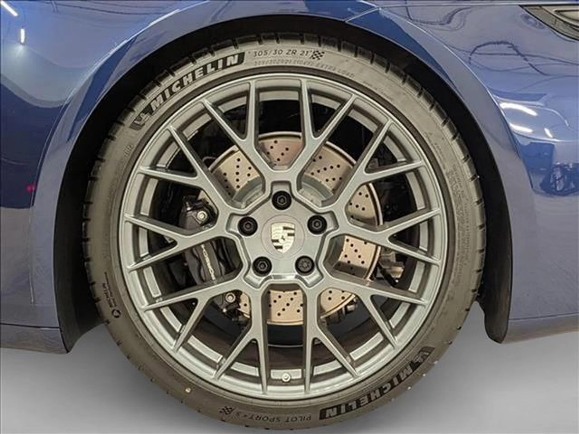 mph025_192455923_O_Tyjzx_P3_EC_1_Nx_J_Jl_Xqo_Em_GK_Mal_U_b4bc5a28cf