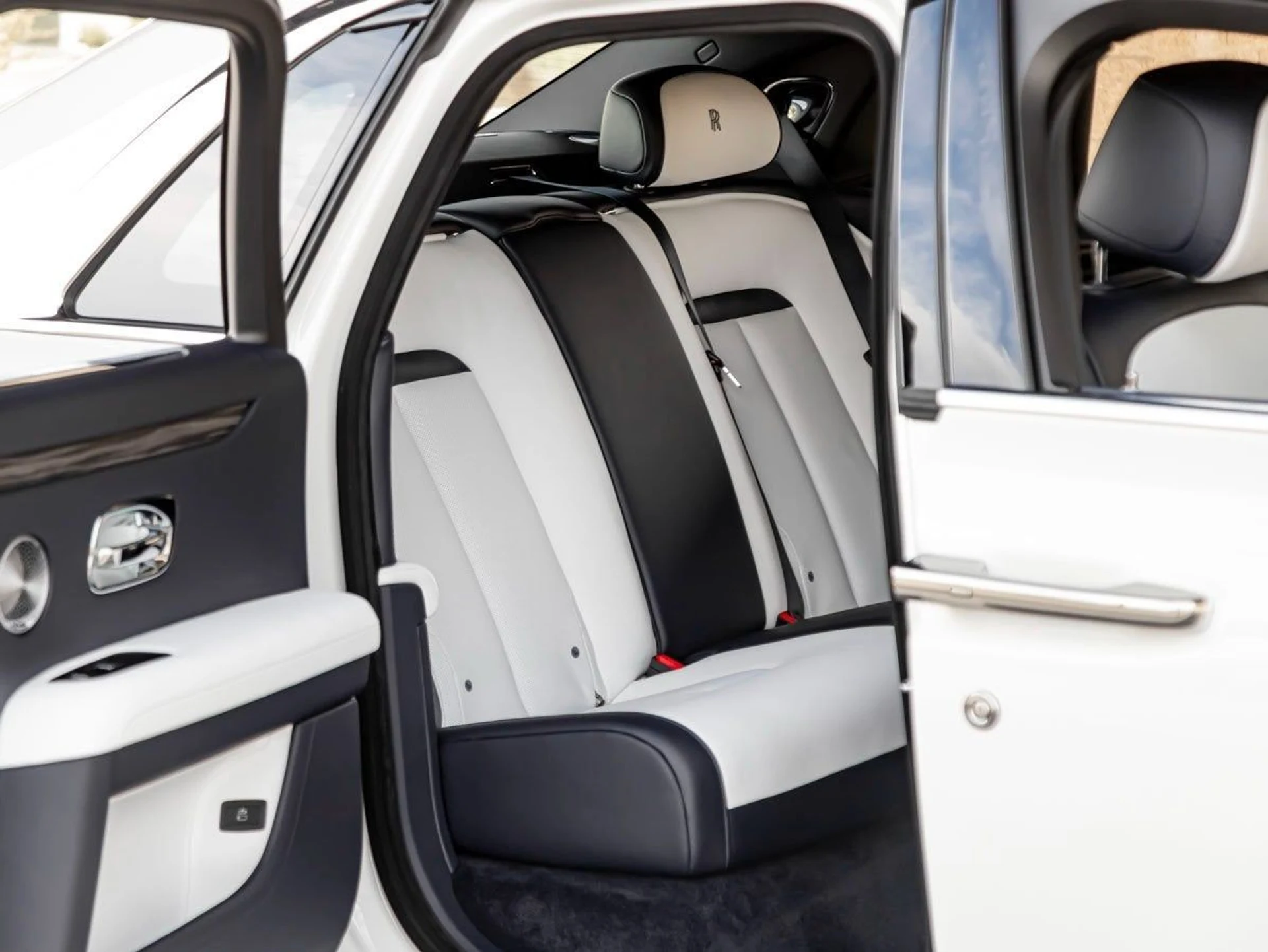 mph025_1924677841_26_e1a91489df