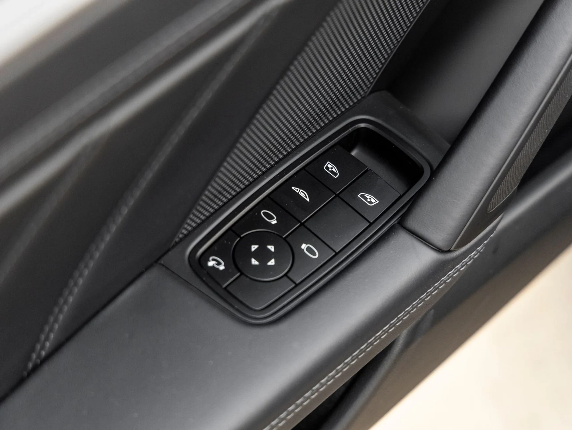 mph025_1925942166_26_1b710ce220