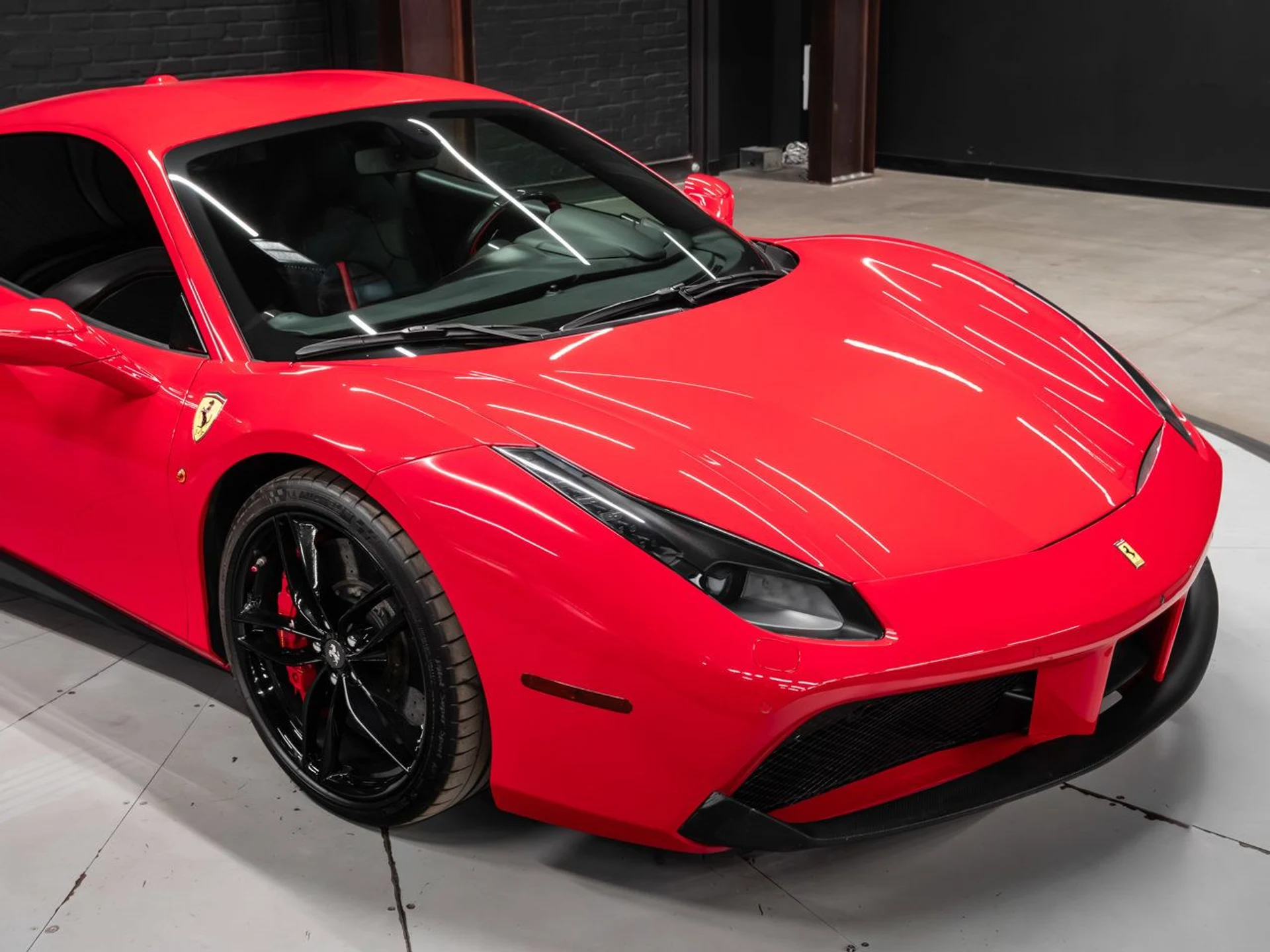 mph025_1932043495_ferrari_488_gtb_2017_ff1dd6cd93