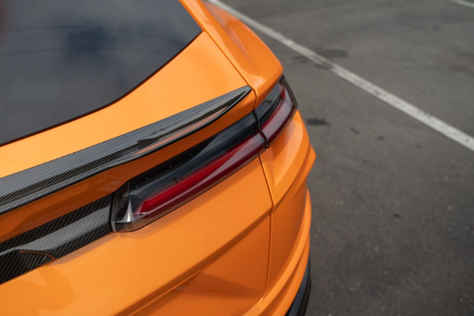 mph025_1935978997_Used_2022_Lamborghini_Urus_1755127635_106d951d45