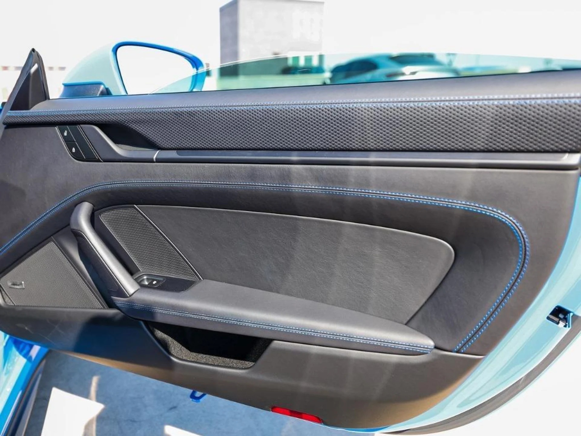 mph025_1936107304_T1_A_Jvwl5o_Xk4obn_W_Ve_RHB_4_Xu_TEM_1fa4dc82a3