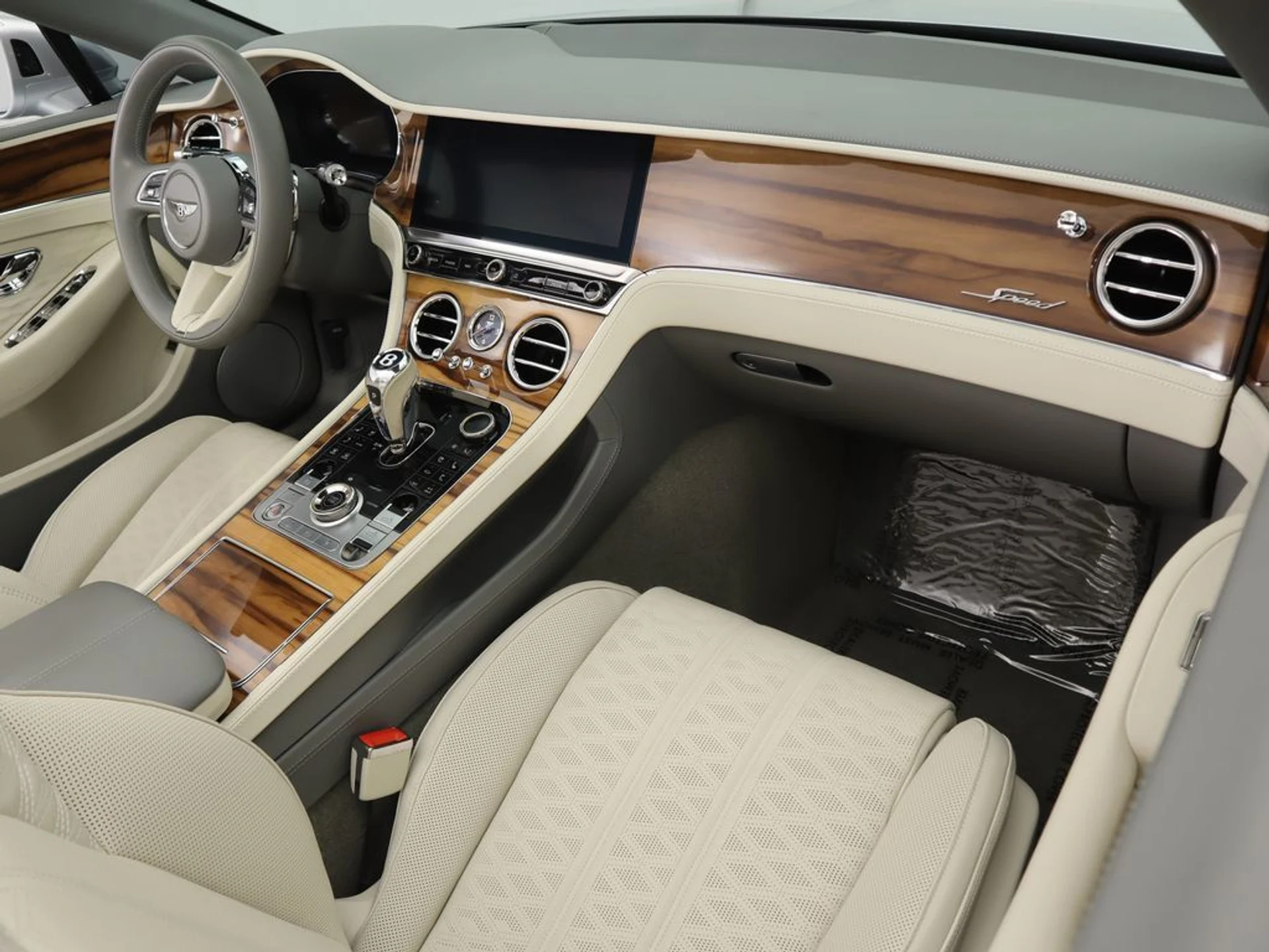 mph025_1938325361_used_2025_bentley_continental_gtspeedconvertible_8119_22974147_26_1024_b3c6098c4e