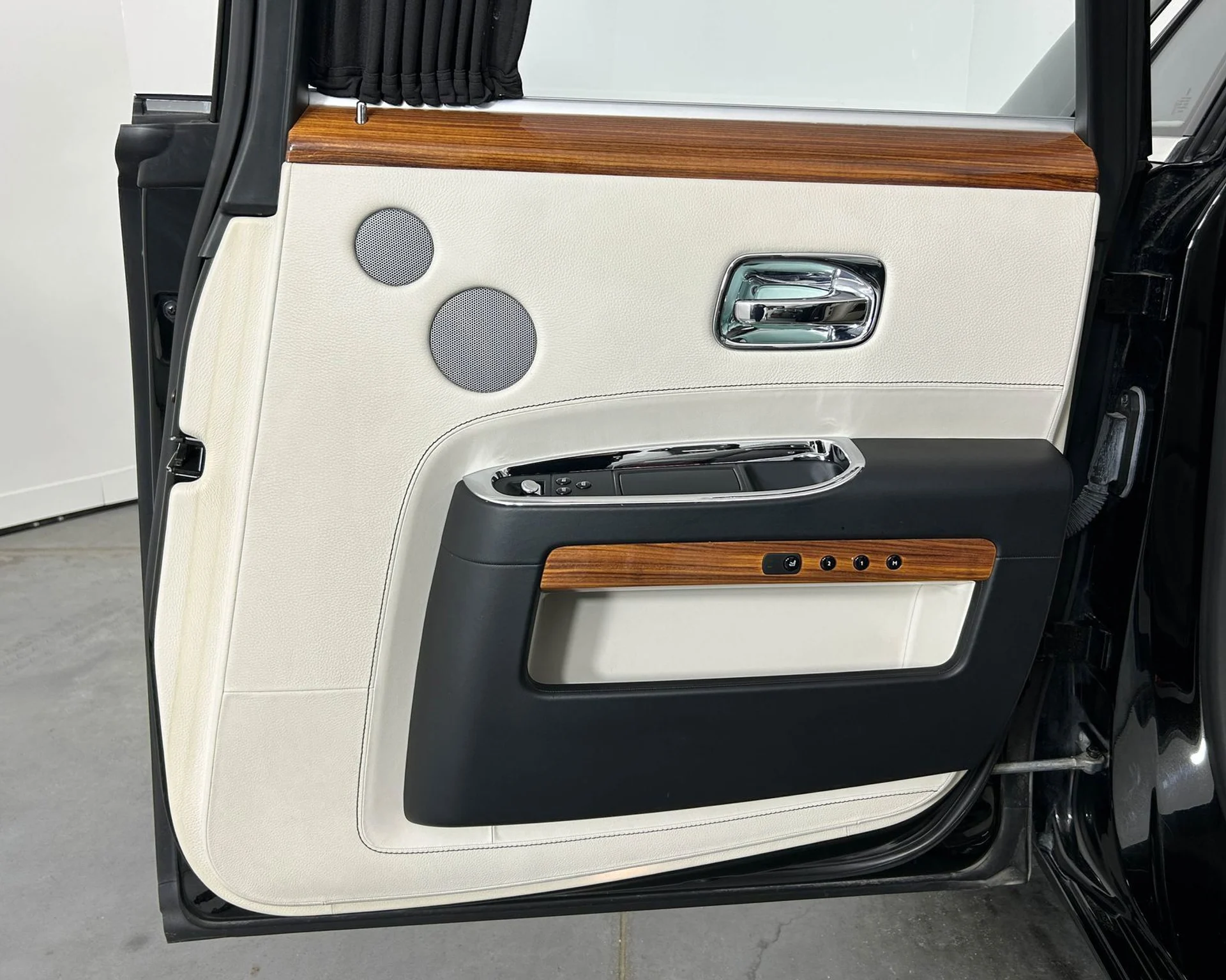 mph025_1941223279_705f6375e53d48218bd6c13d04b7887b_2338cc8d27