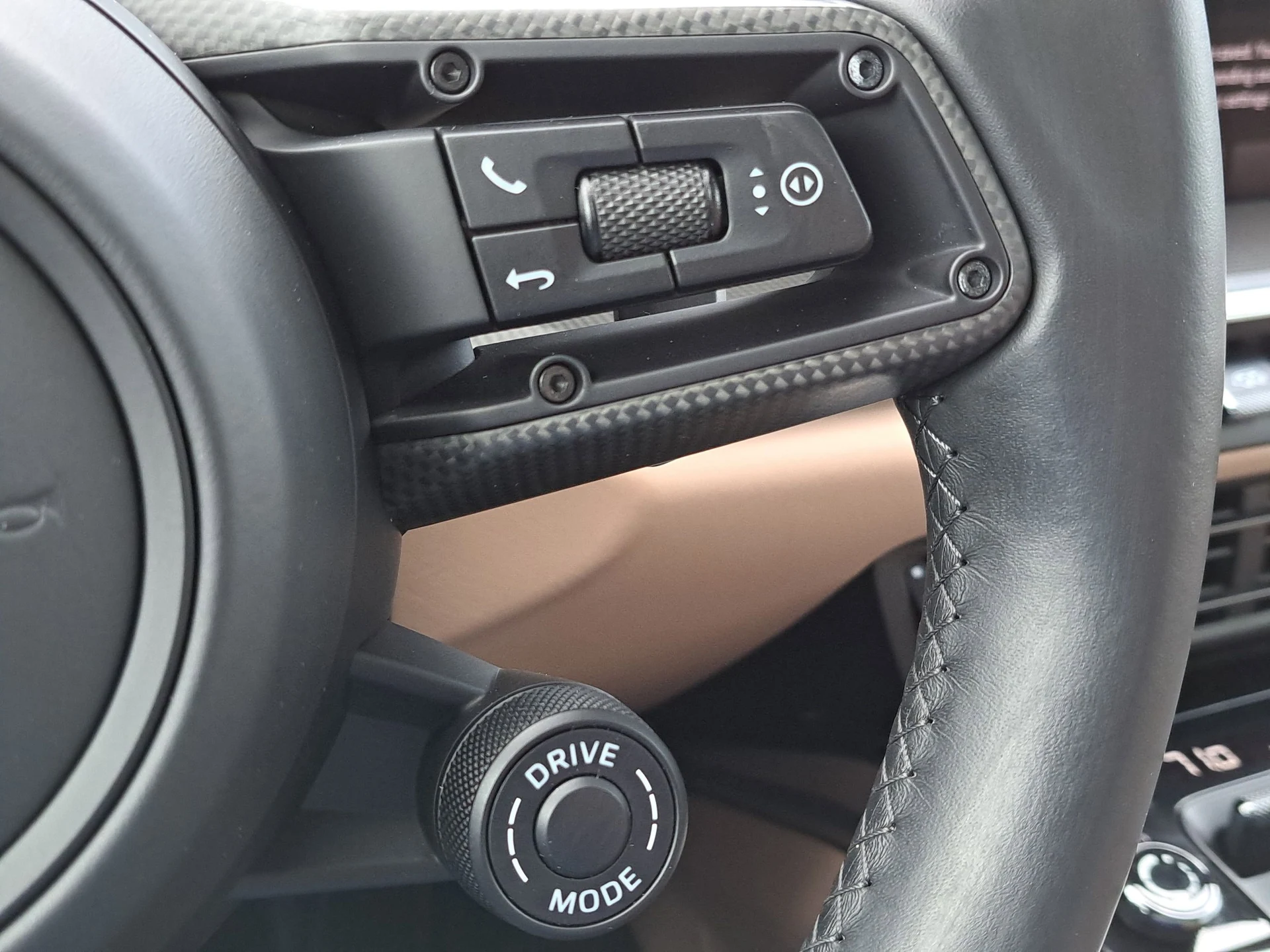 mph025_1943115120_c83074fe0e3571b4d249f09cd669d98cx_6aacb4c57b