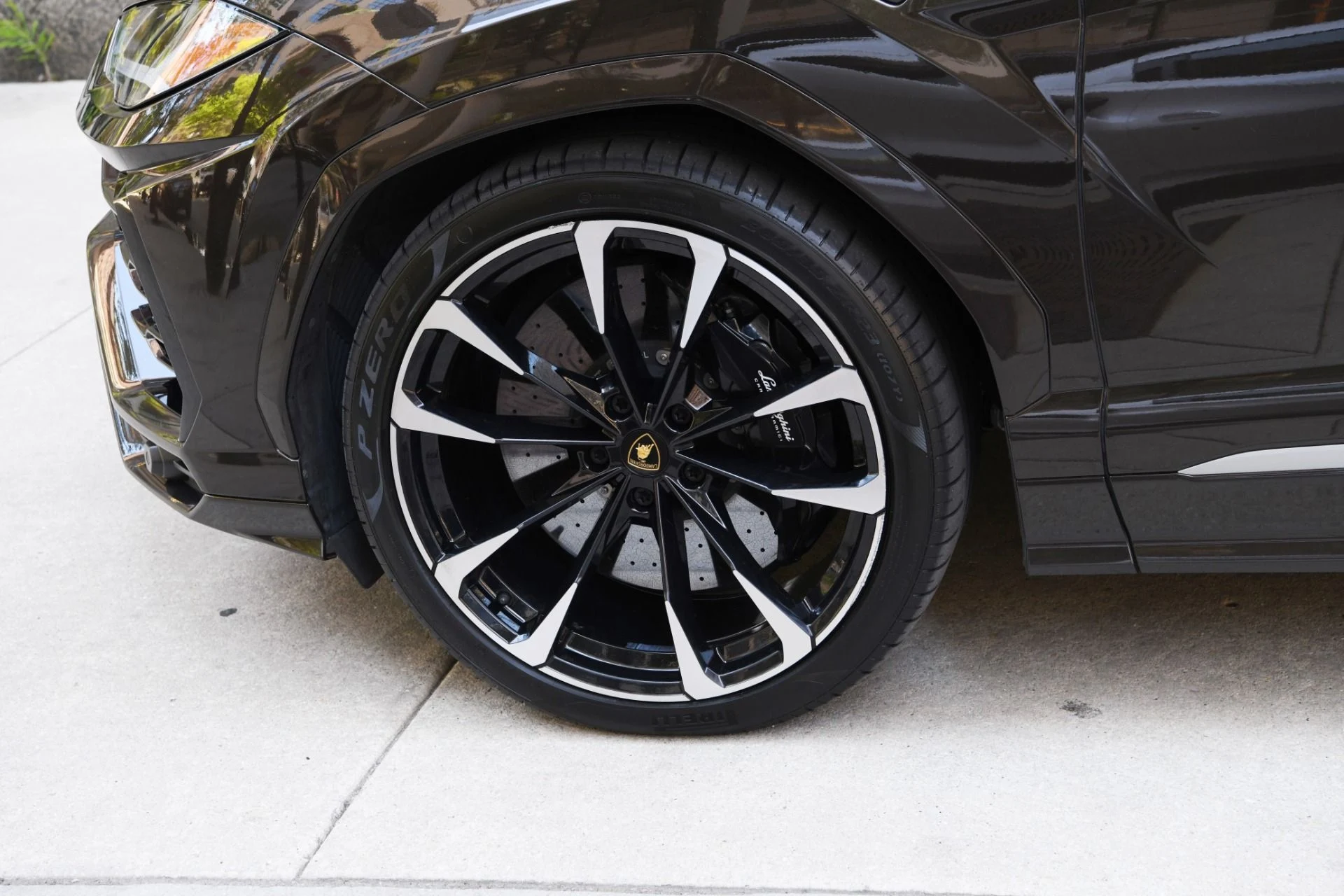 mph025_1946876531_Used_2021_Lamborghini_Urus_1748030633_814c283960