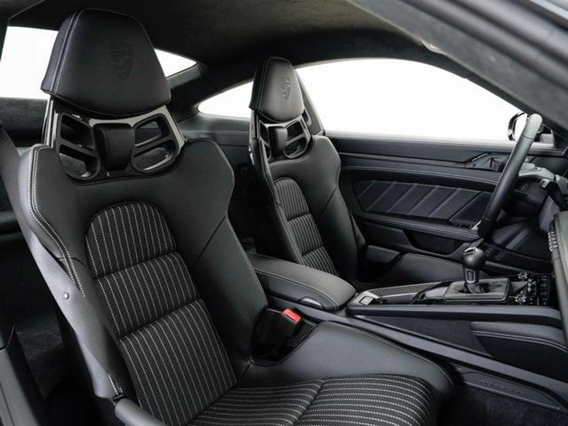 mph025_1947356114_qn7cyh_Q_Dlqgif526i_Nx5_J2h_Au_QU_916e2eab36