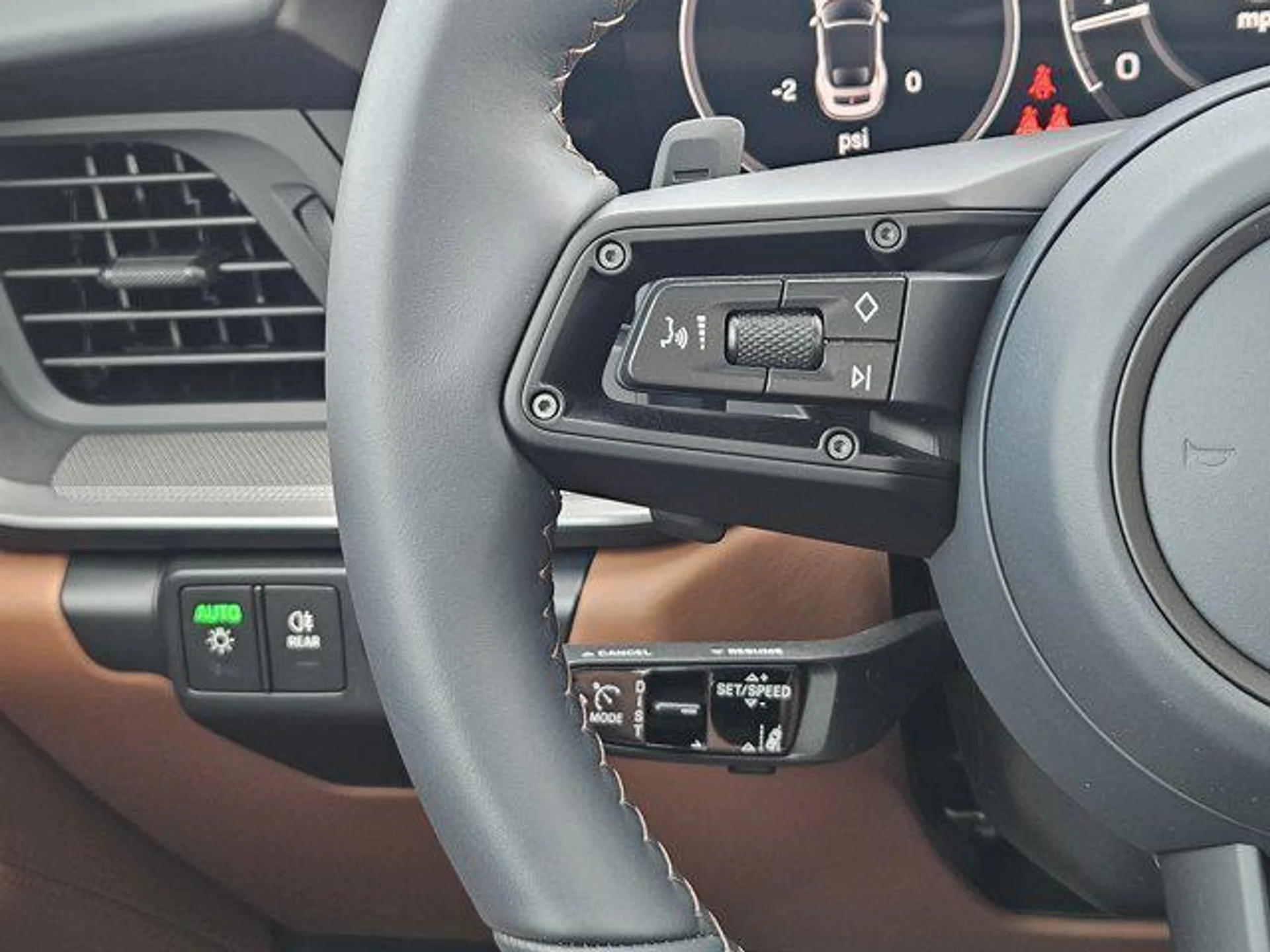 mph025_1947709458_fu4_Y3_R_SA_Bzmpce_Vd_S3j_IUY_5_Mv_I_cb16c5eb09