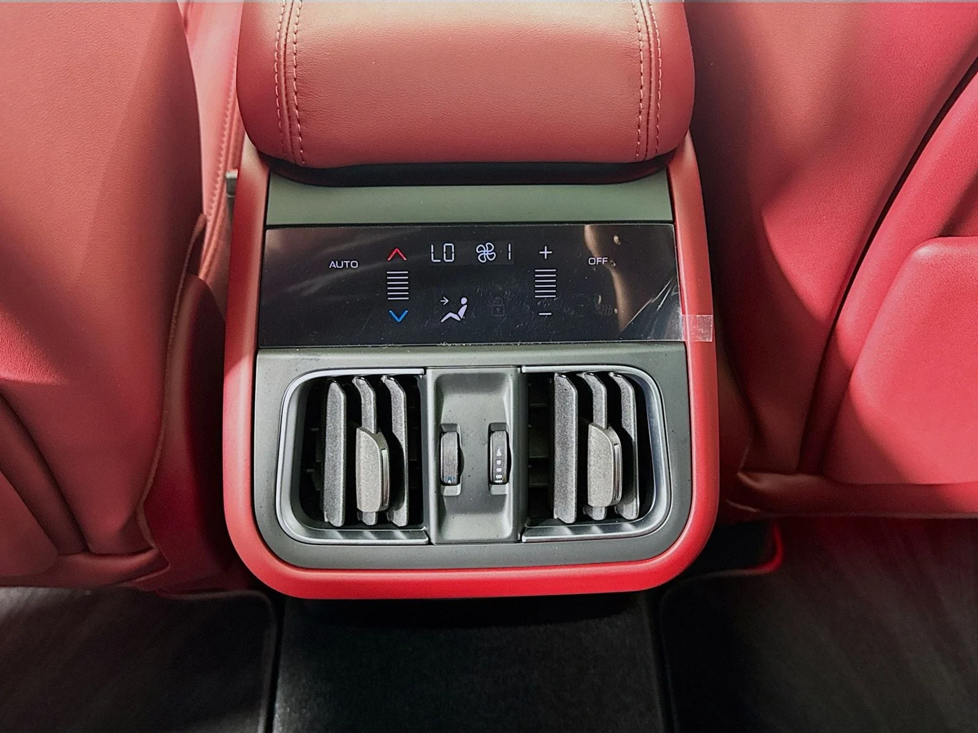 mph025_1952489897_163ac1b311c9bf583521591eaa240ebfx_be3ce9e7a5