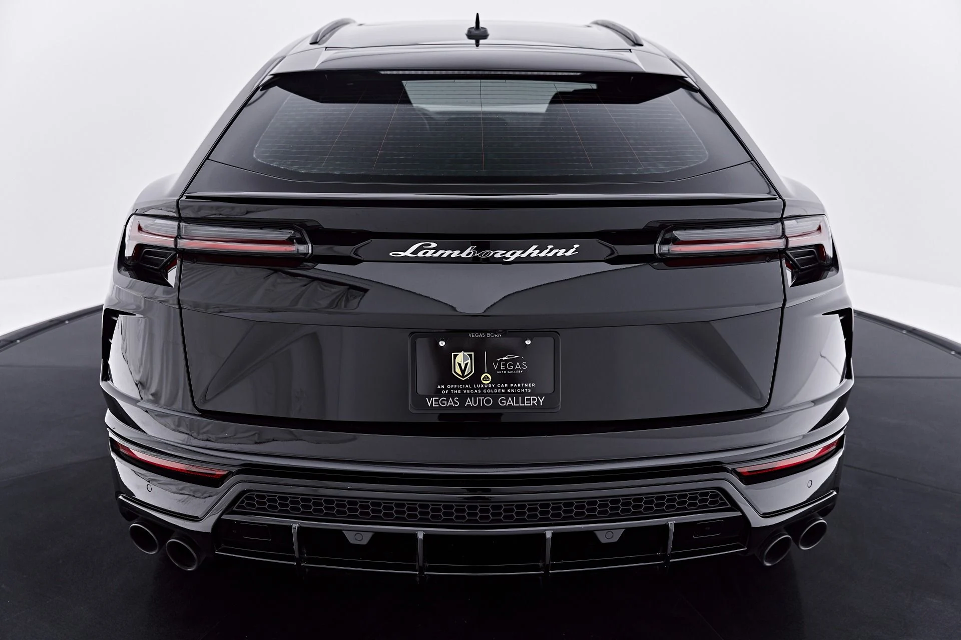 mph025_1957227432_Used_2022_Lamborghini_Urus_Base_1785209687_bf7cf6d7f7