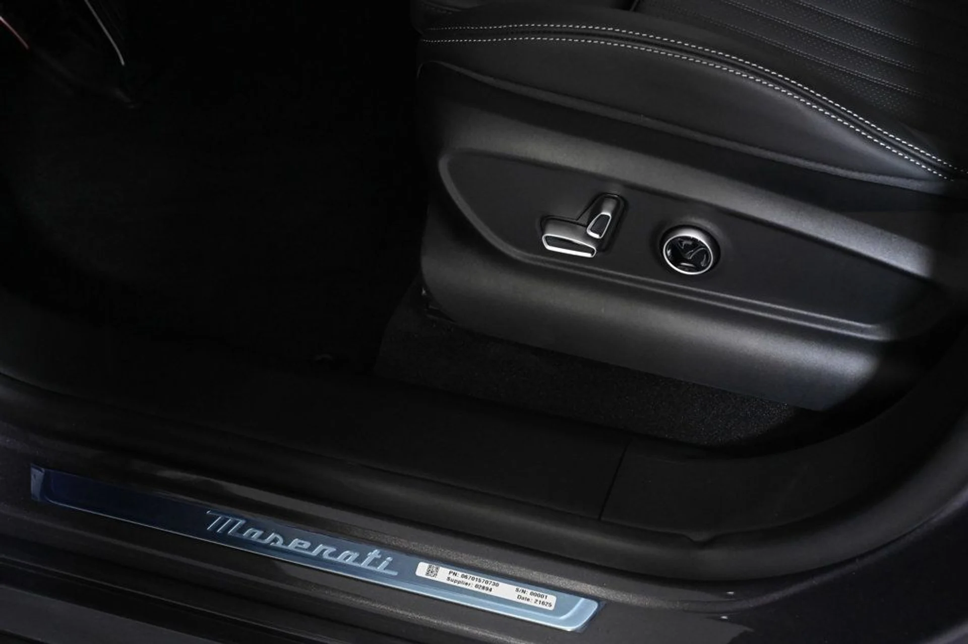 mph025_1959979917_new_2026_maserati_grecale_modena_11350_22995345_25_1024_dcff53e2ed