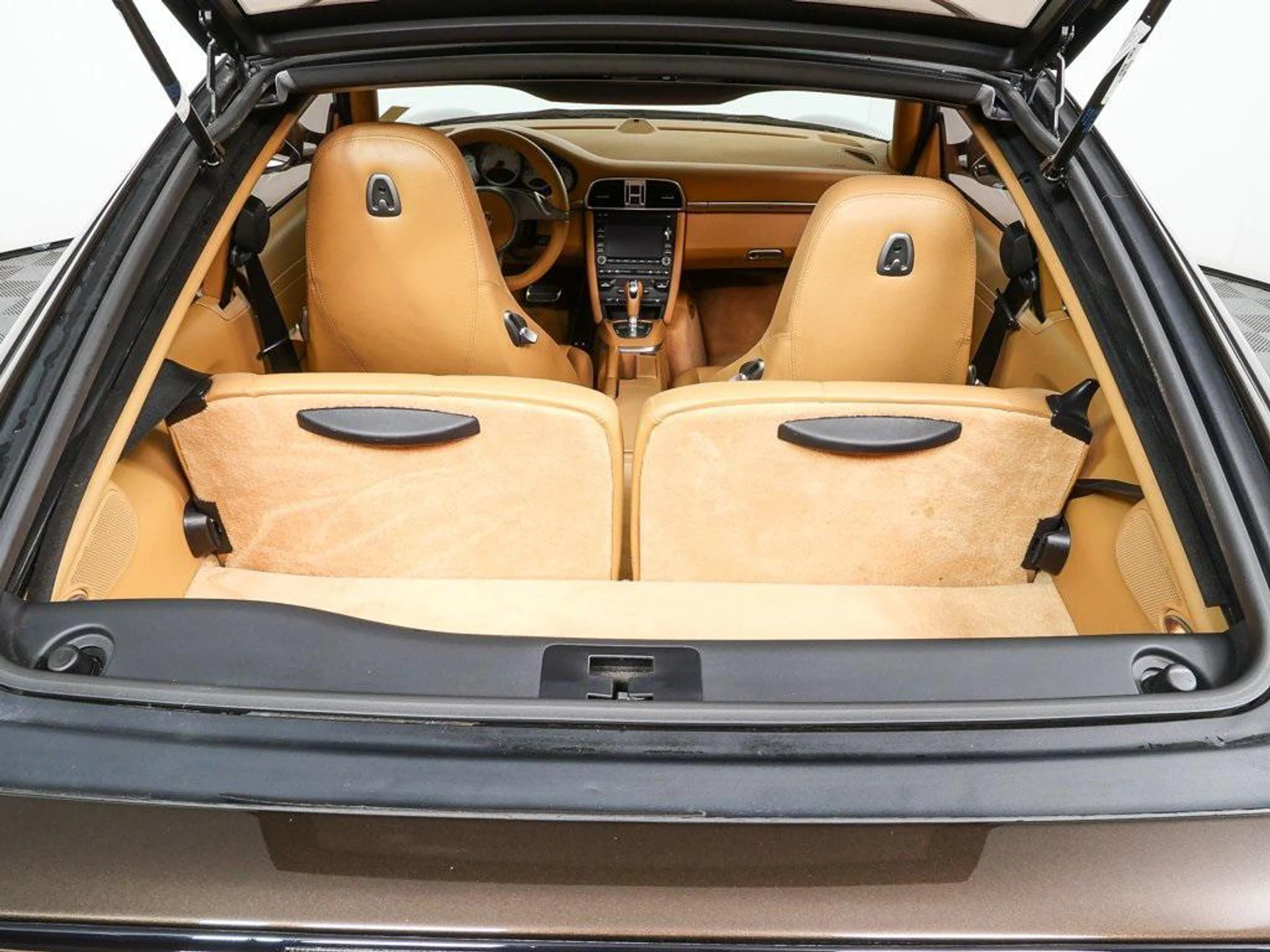 mph025_1965463283_d3v_Mid_B5_H_gj_z8_MG_1mewj_Gd_HG_4_fae0b637f3