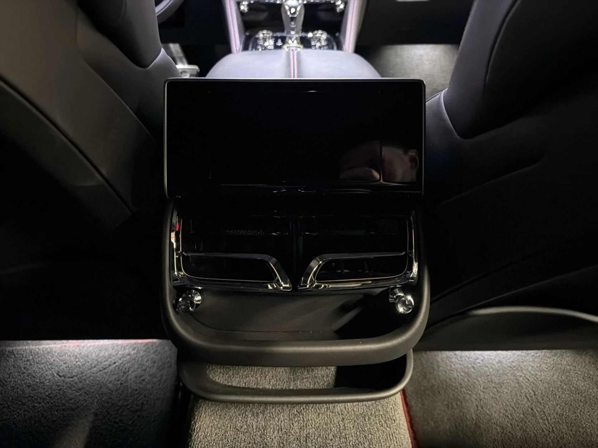 mph025_1966583958_639041803249802292_05837f48d1