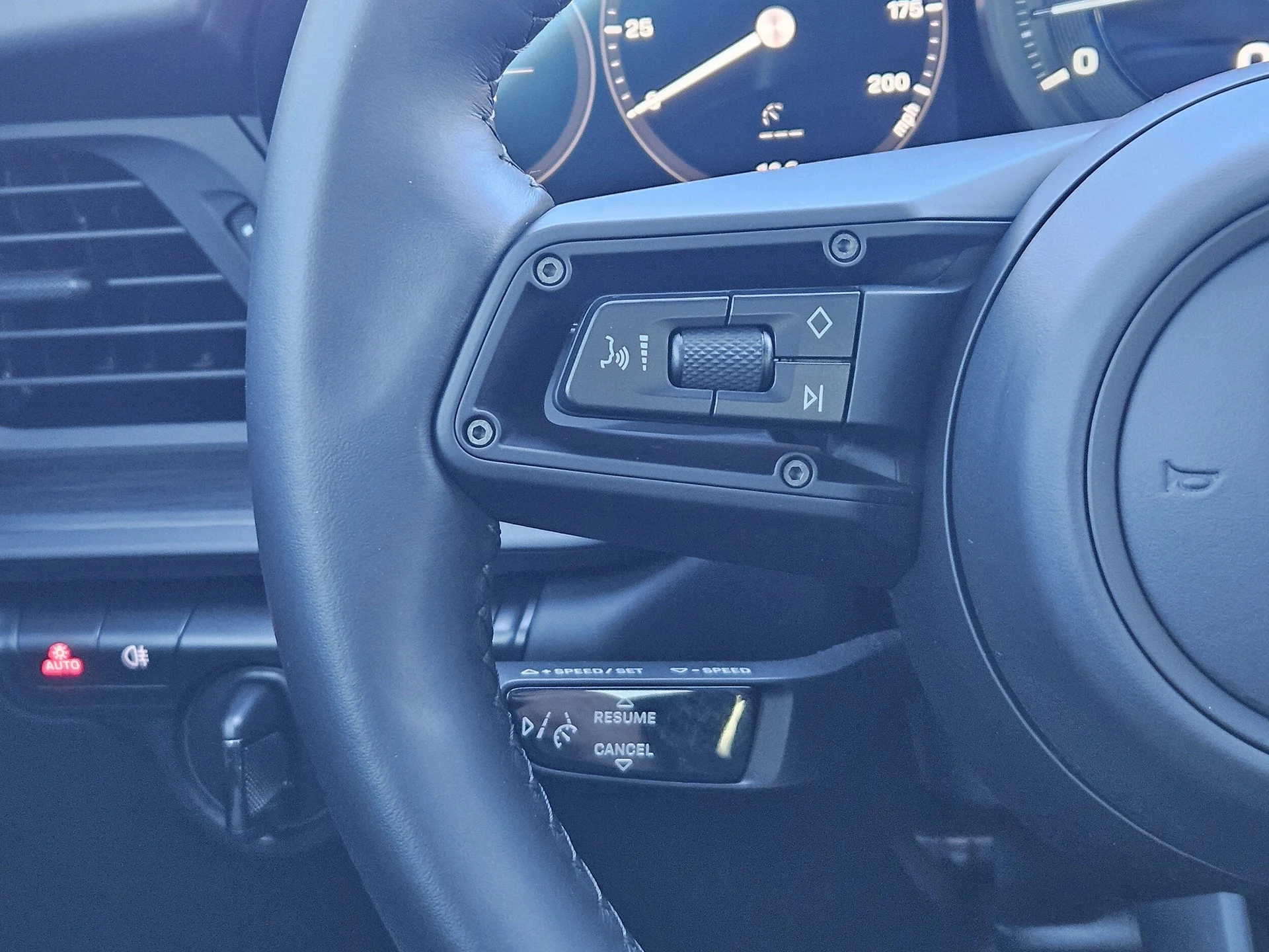 mph025_1967616845_6719448b86c98f6172ffdc20cb461358x_4adde3b9ac