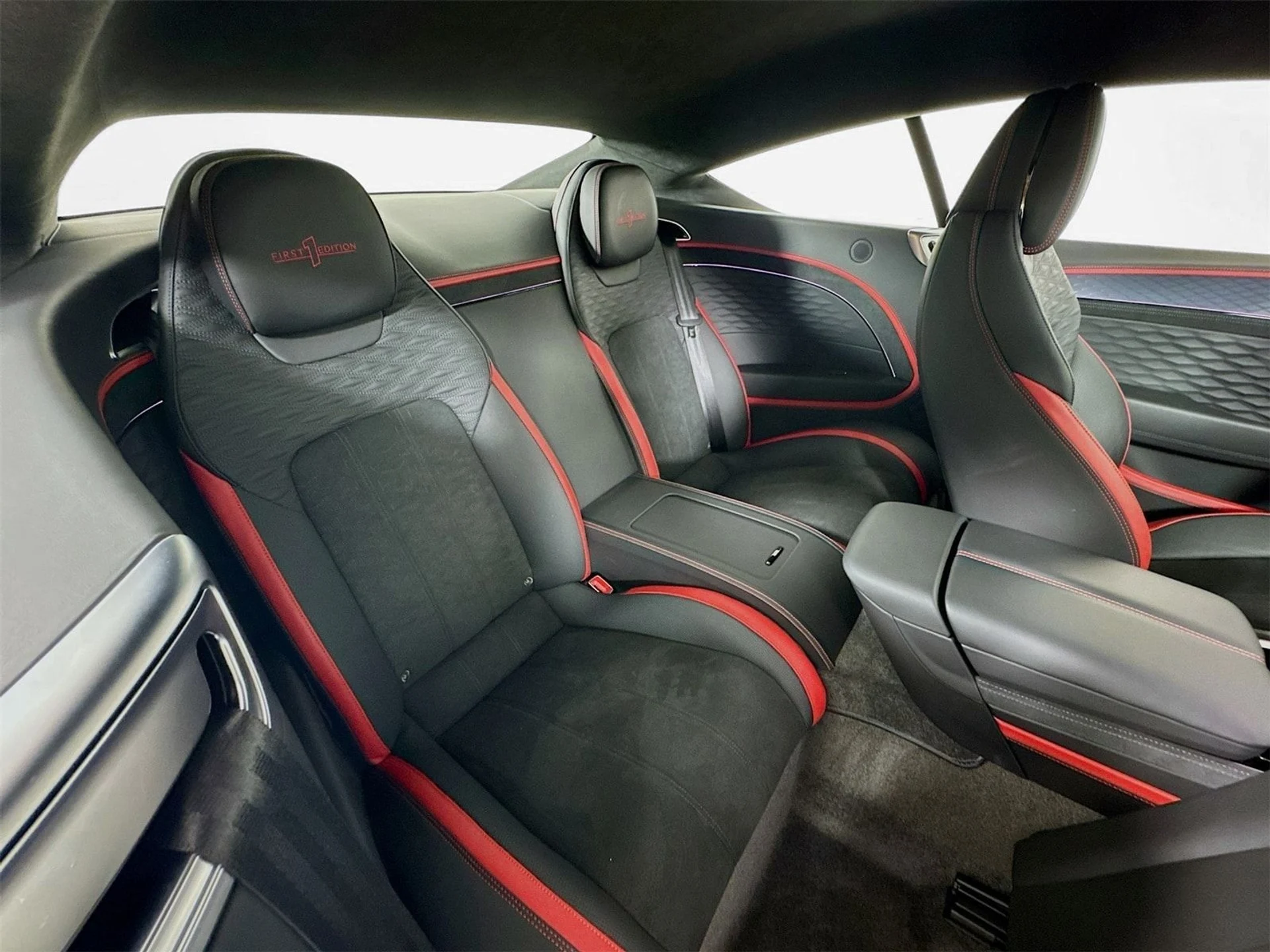 mph025_1974265838_0ee2798ee2f2168cca06c94a19025cecx_9b683024d8