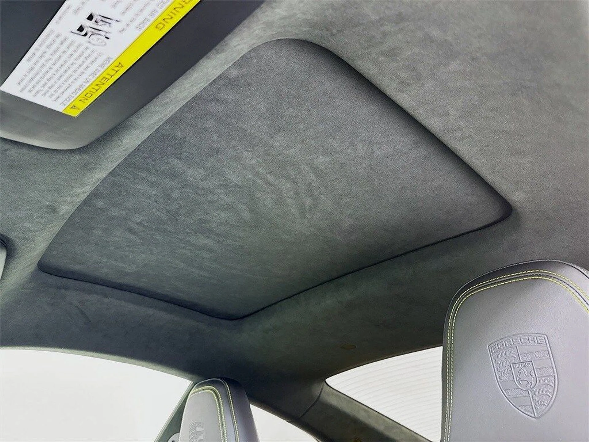 mph025_1975068432_4c20fa01b537f9ba05b3e19890c90c8cx_f8c17e904b