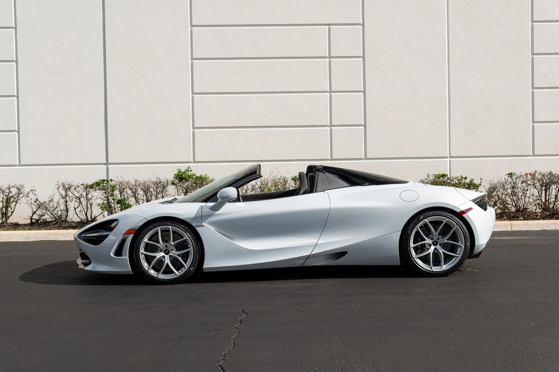 mph025_1979780322_Used_2020_Mc_Laren_720_S_Spider_Performance_1767737574_acec17aea7