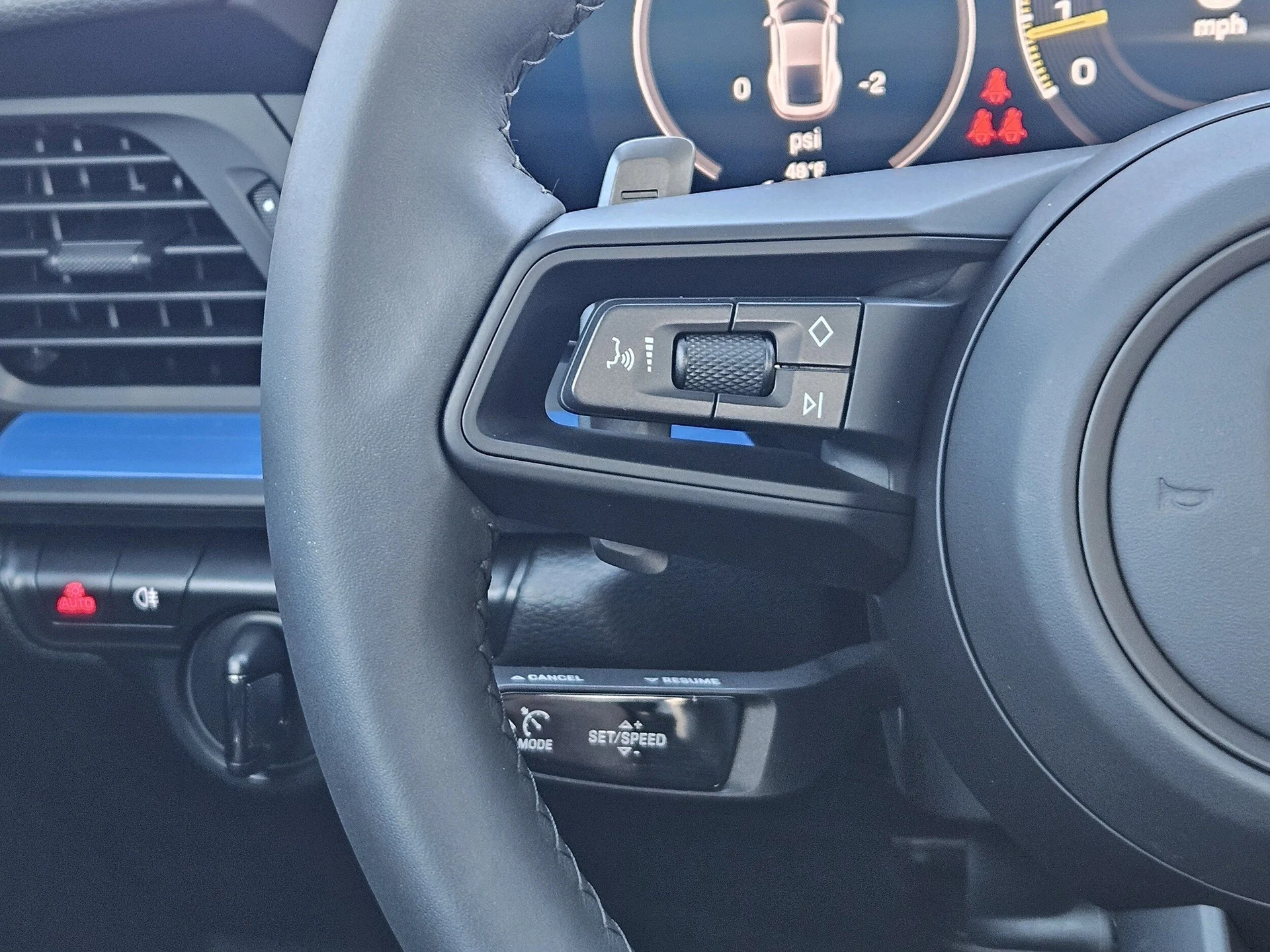 mph025_1984321254_fdeed3934768f08318805d70af702c09x_41c7e92480