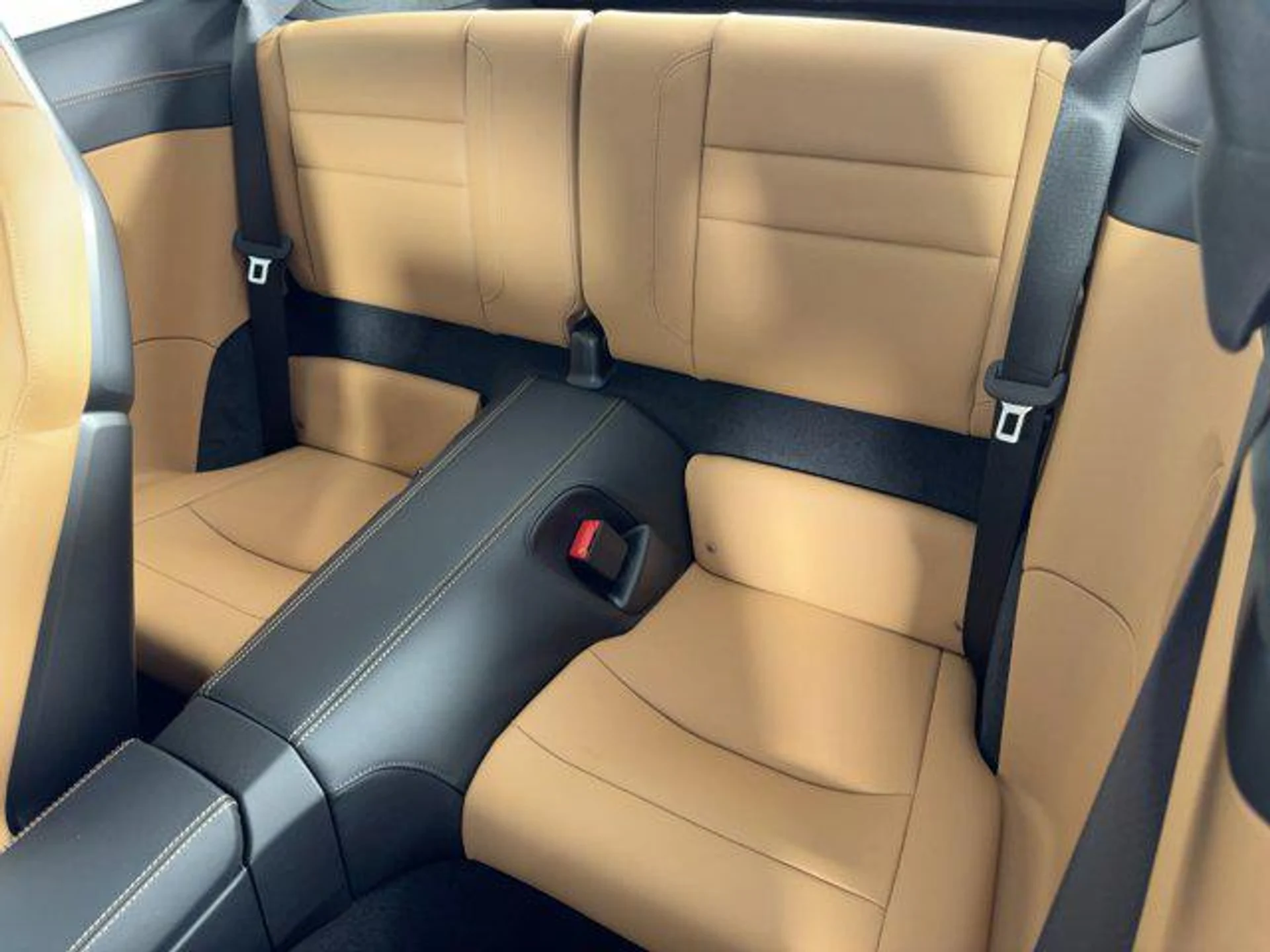 mph025_1985684477_O_Hez_Z8u1v_cl_Bbn_Vrr_B_Rl8jn_T_Eg_98e41e87a2