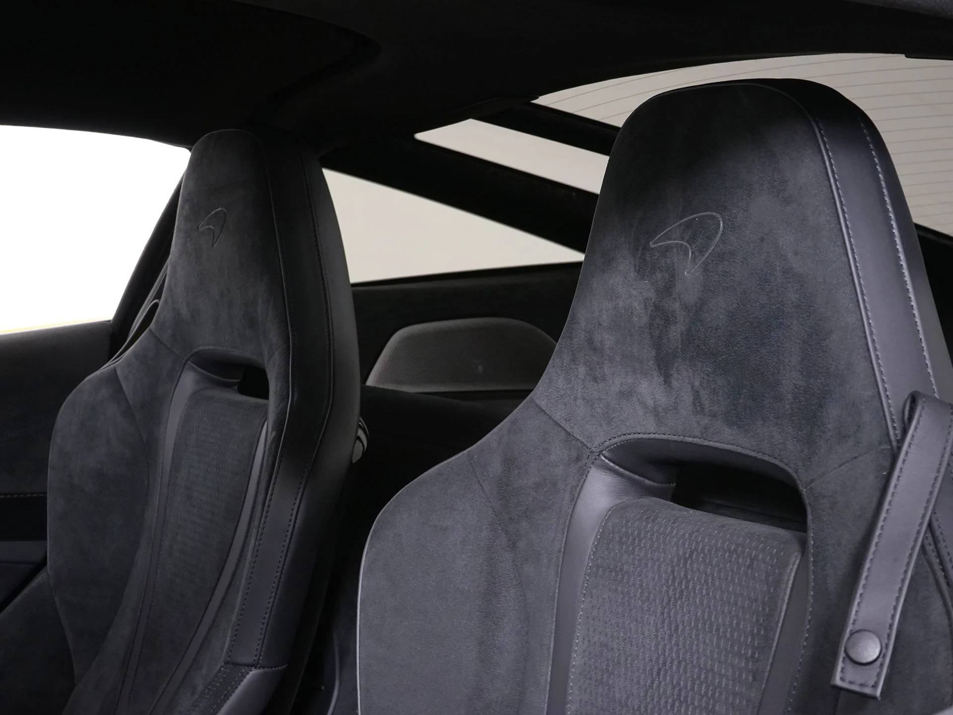 mph025_1985766603_b156dc215e97b9ad298fdb83ca8c4d09x_2eb94e220d