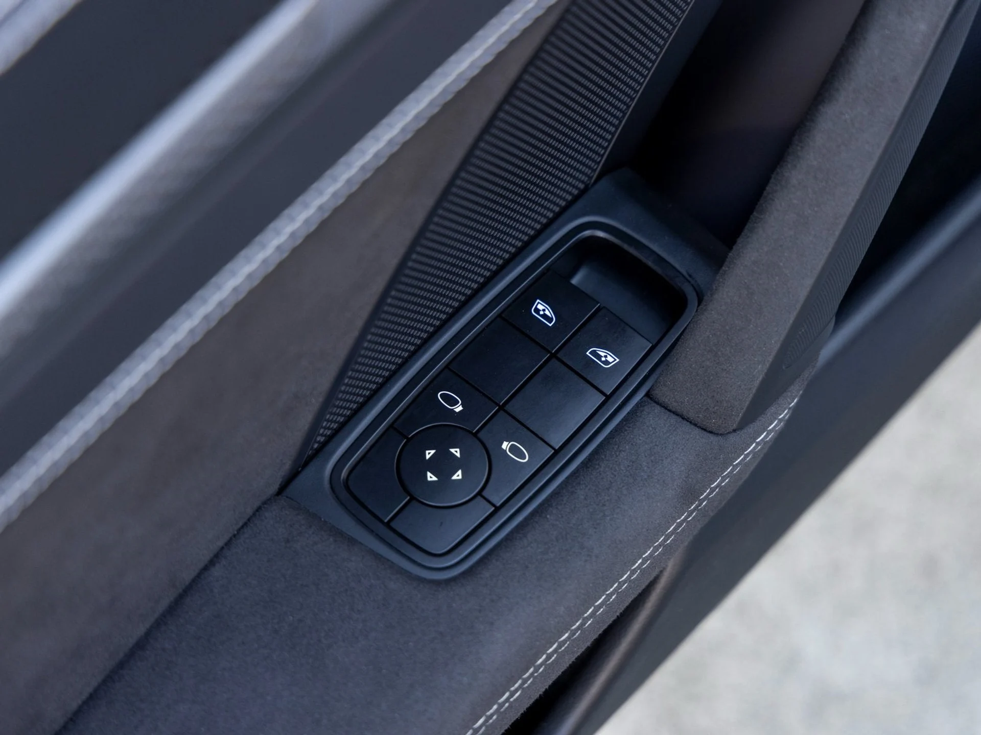 mph025_1990339792_26_91f44063ce