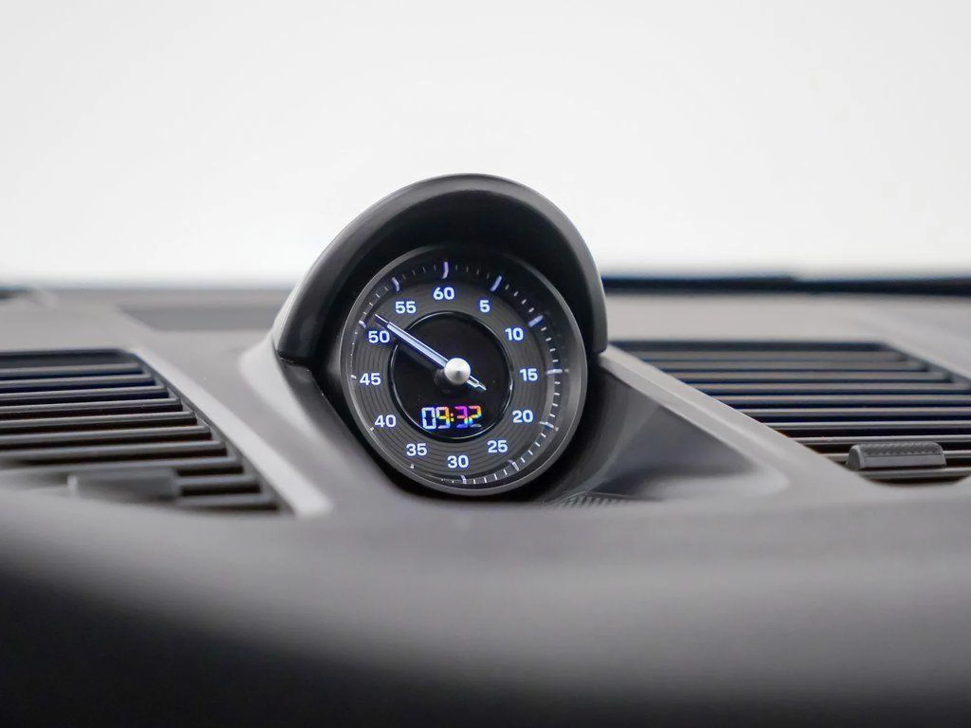 mph025_1999116964_we_G_Hang15_Qh1s_F1m_Nl5_Qv_Pwg_Ldk_2889a1e033