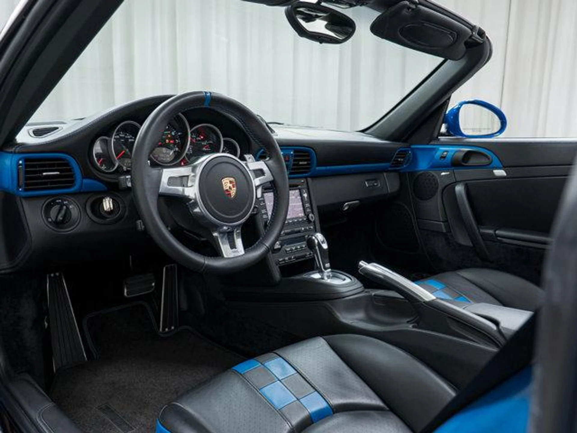 mph025_2005921443_Z2_L_M_Zai0_CEX_5_Ob0_Iw_YS_5lp4u_Qw_95d89990e0