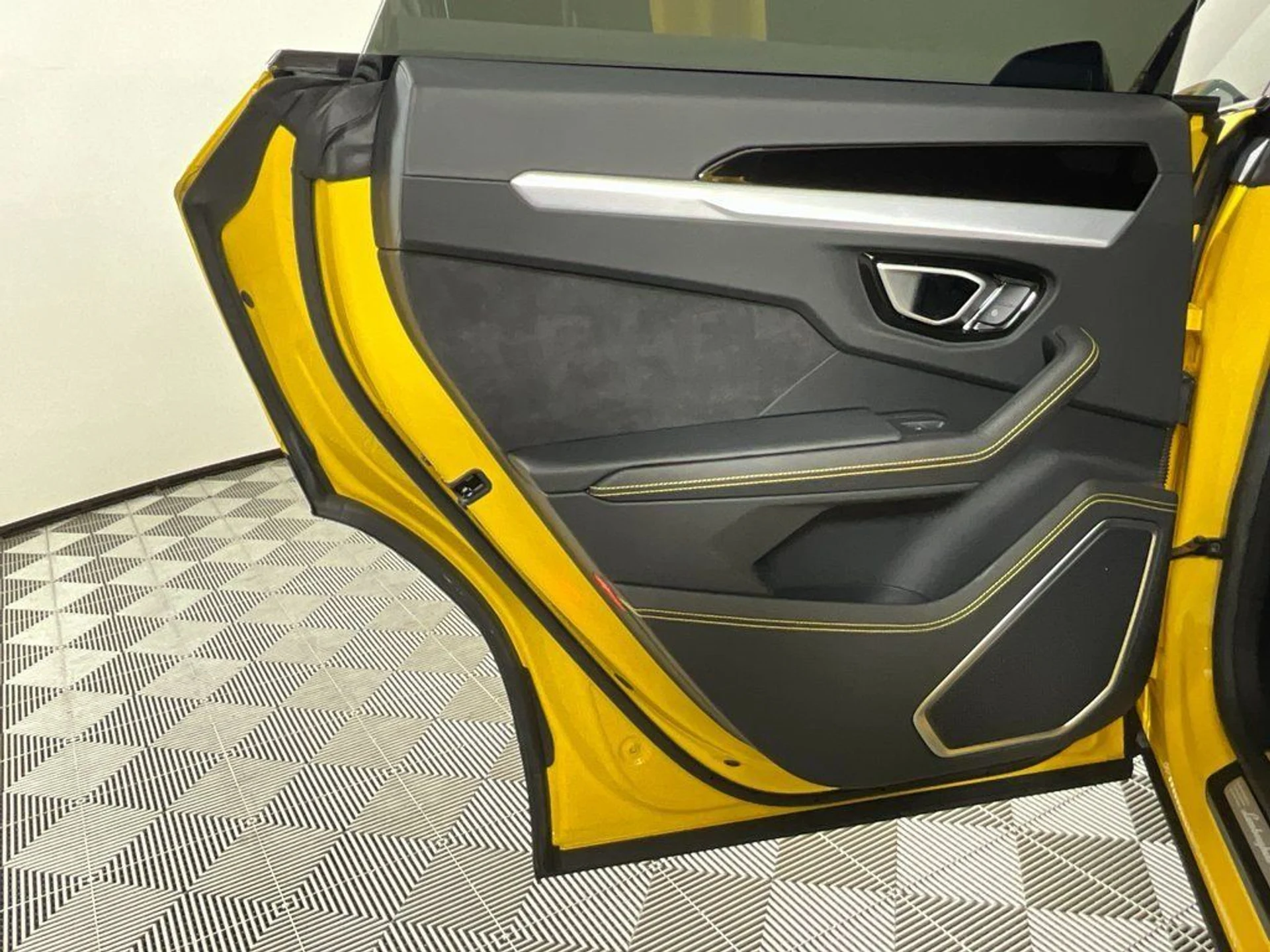 mph025_2021487210_4ceb8e92331f361cccbf4c731e31513a_7d01c8d372