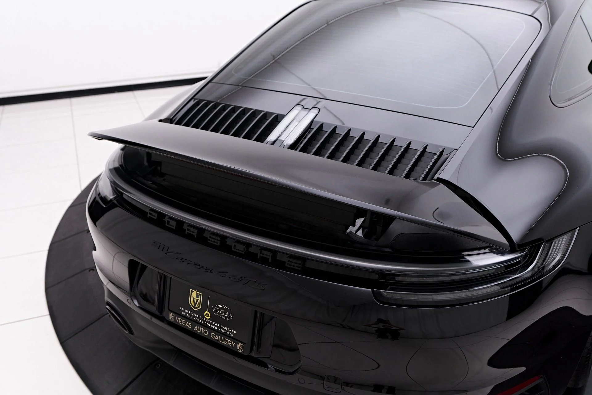 mph025_2026134177_Used_2023_Porsche_911_Carrera_4_GTS_1754606434_8d087655f8