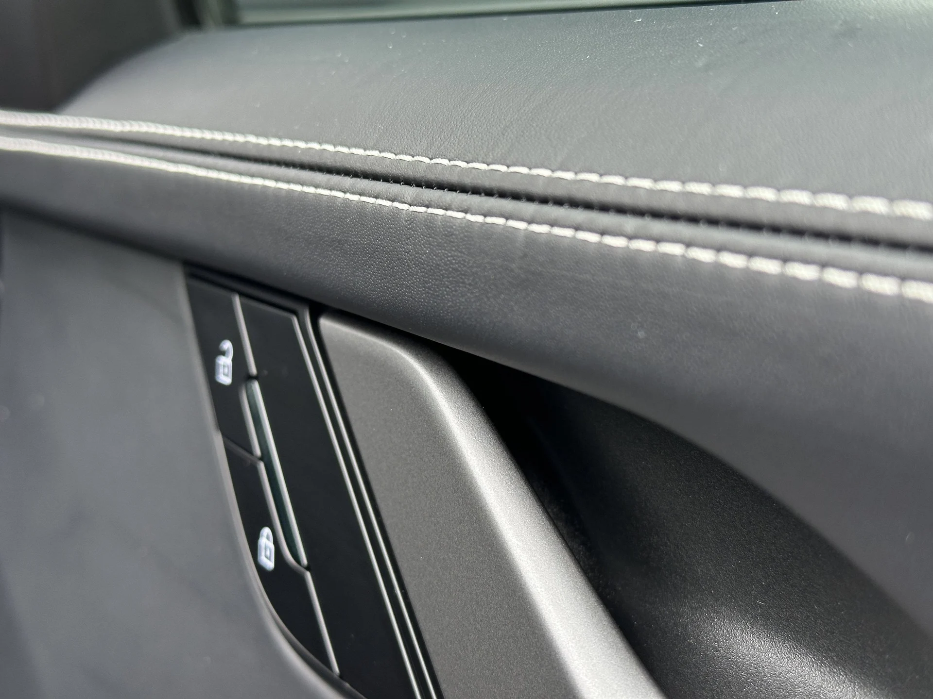 mph025_2026330191_53fefdde111fa188fa91a1ba8cf20e44x_7df7e70c89