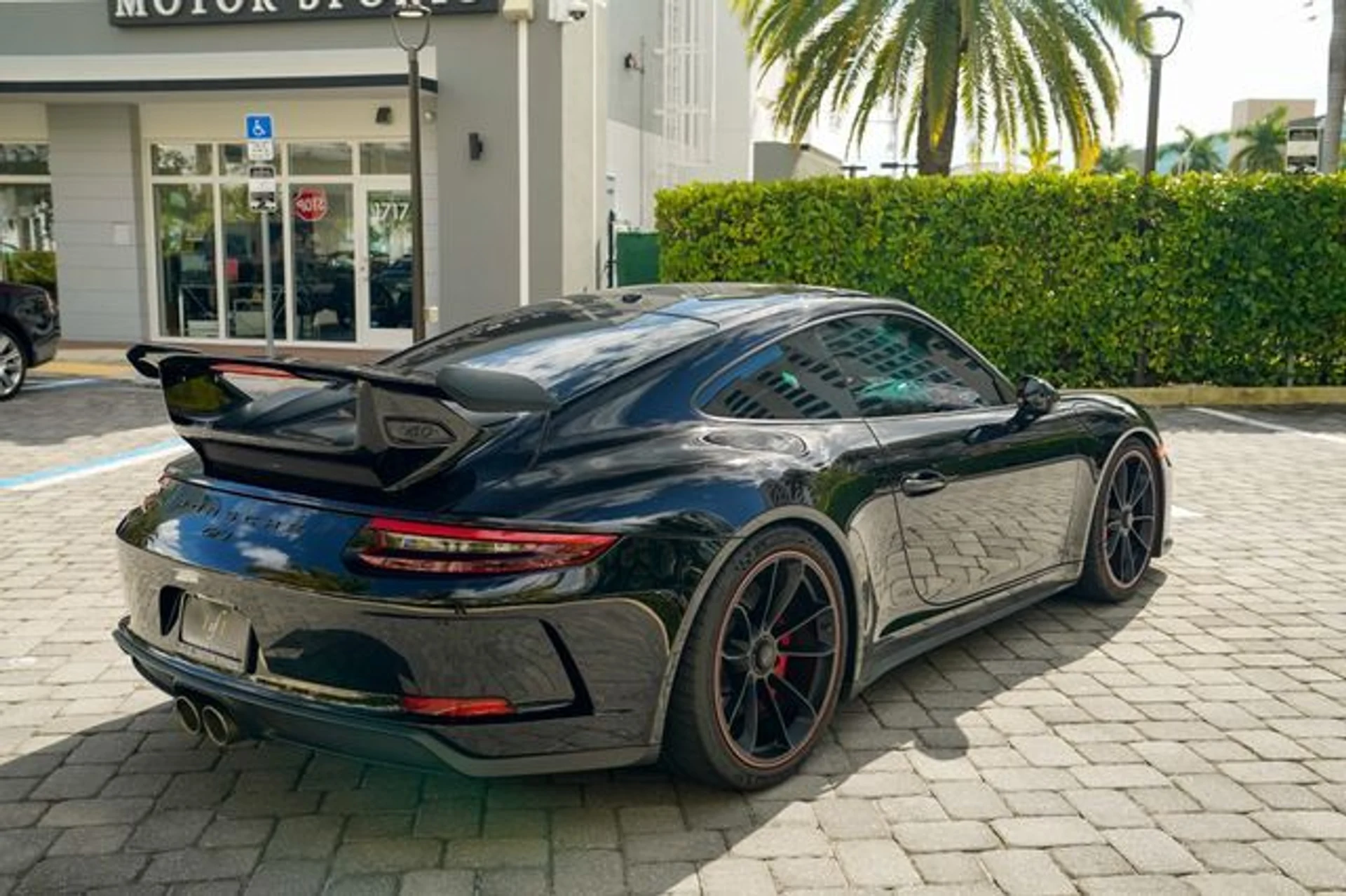 mph025_2027652393_22942361_26_df5f9ad47a